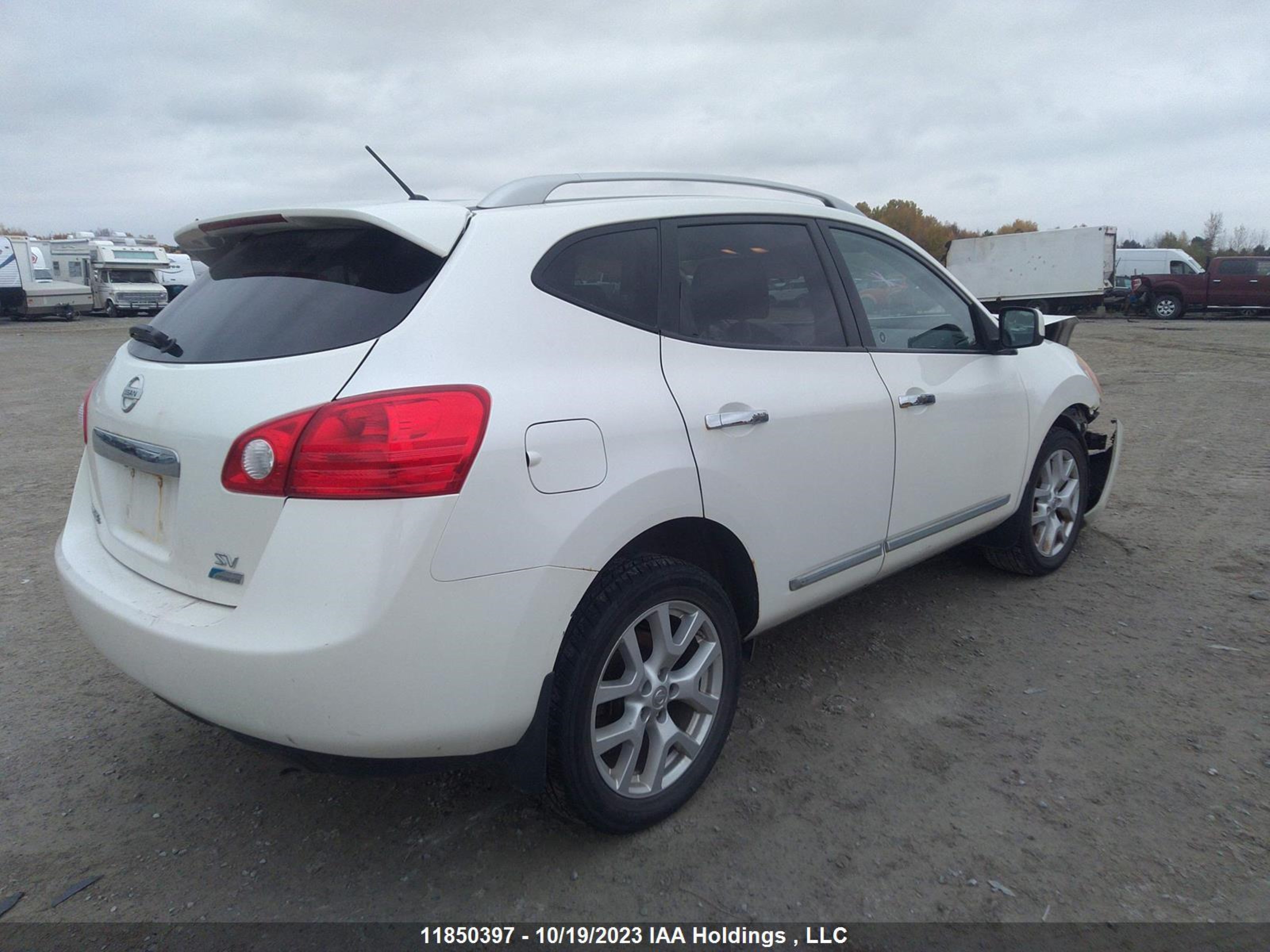 Photo 3 VIN: JN8AS5MT5BW172982 - NISSAN ROGUE 