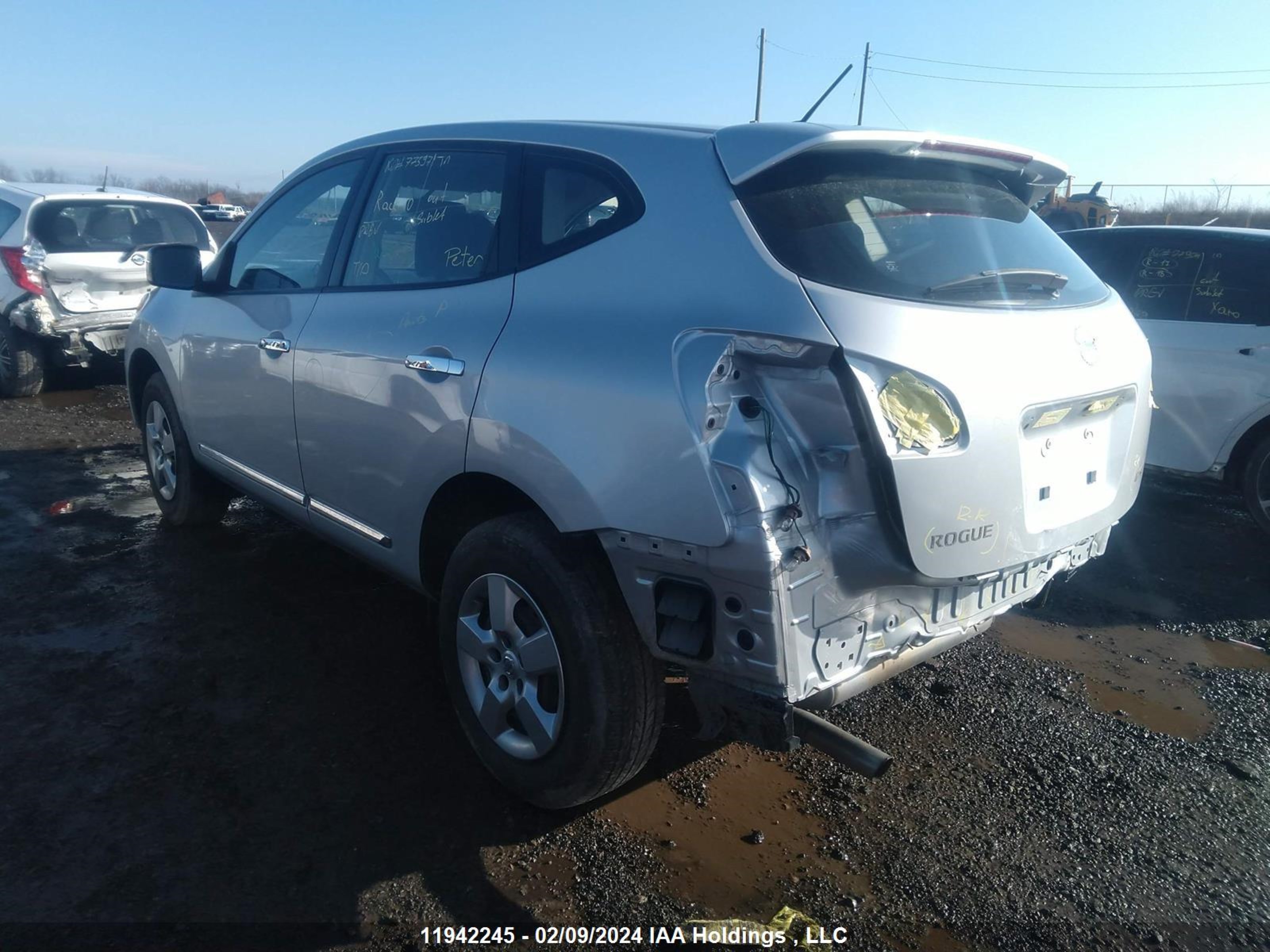 Photo 2 VIN: JN8AS5MT5BW173968 - NISSAN ROGUE 