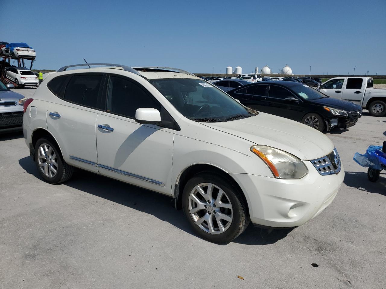 Photo 3 VIN: JN8AS5MT5DW000731 - NISSAN ROGUE 