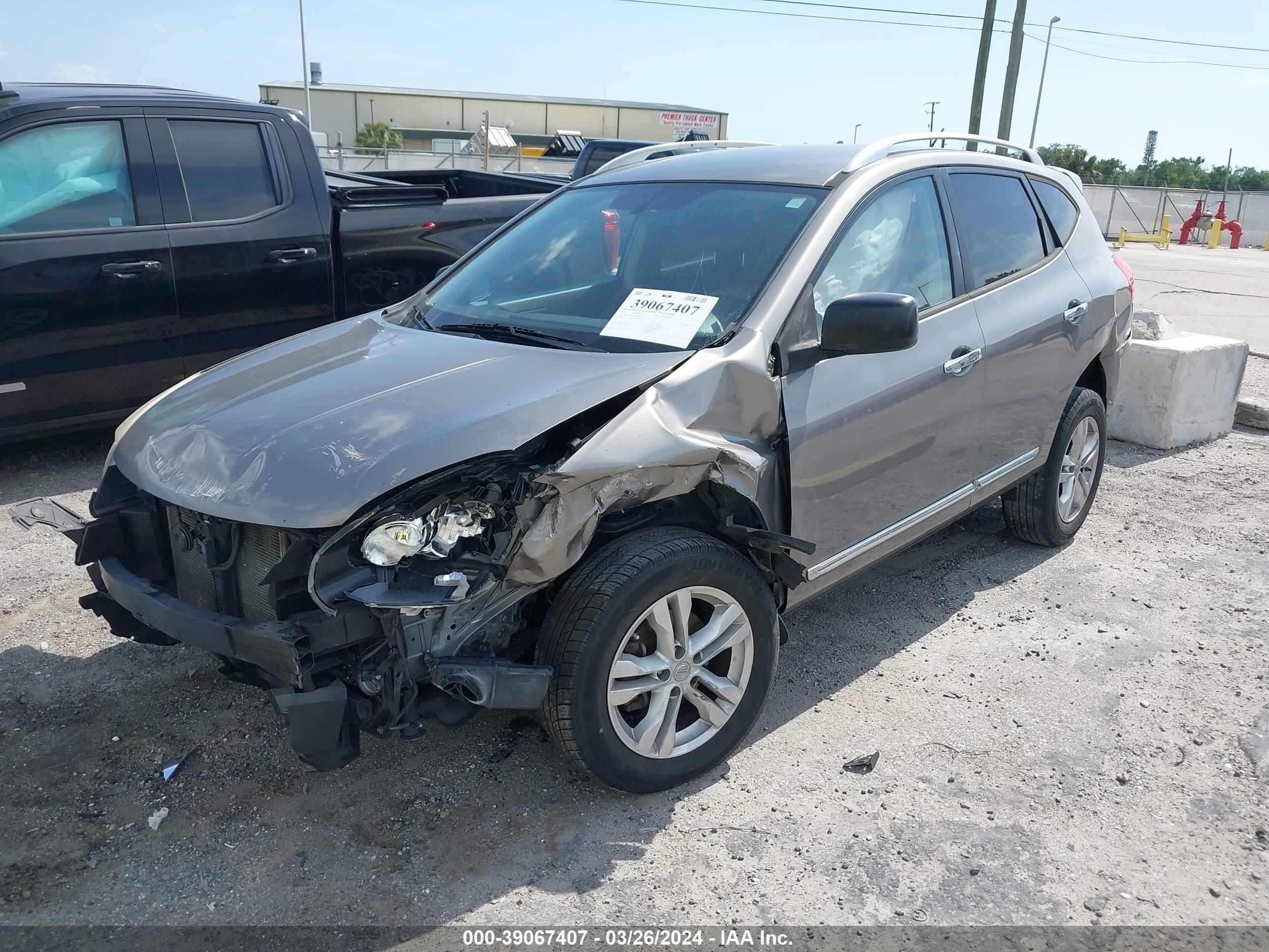 Photo 1 VIN: JN8AS5MT5FW654891 - NISSAN ROGUE 