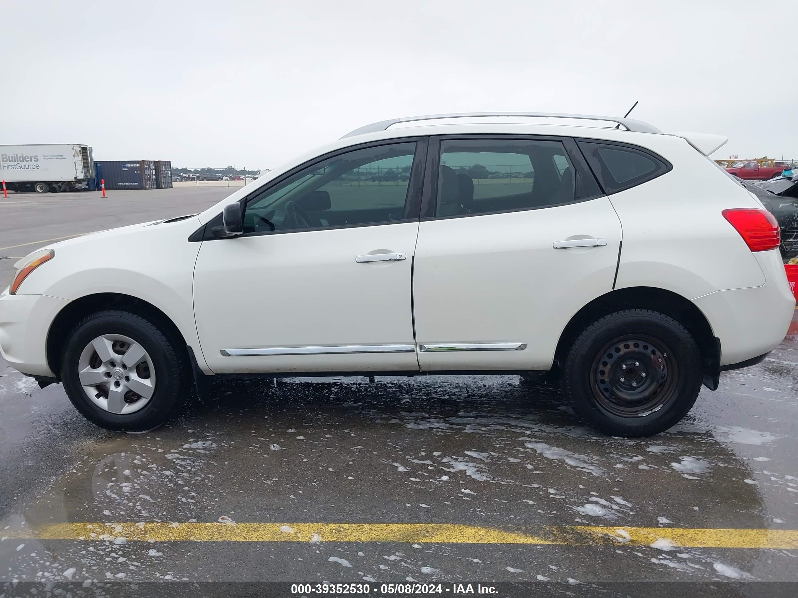 Photo 13 VIN: JN8AS5MT5FW674218 - NISSAN ROGUE 