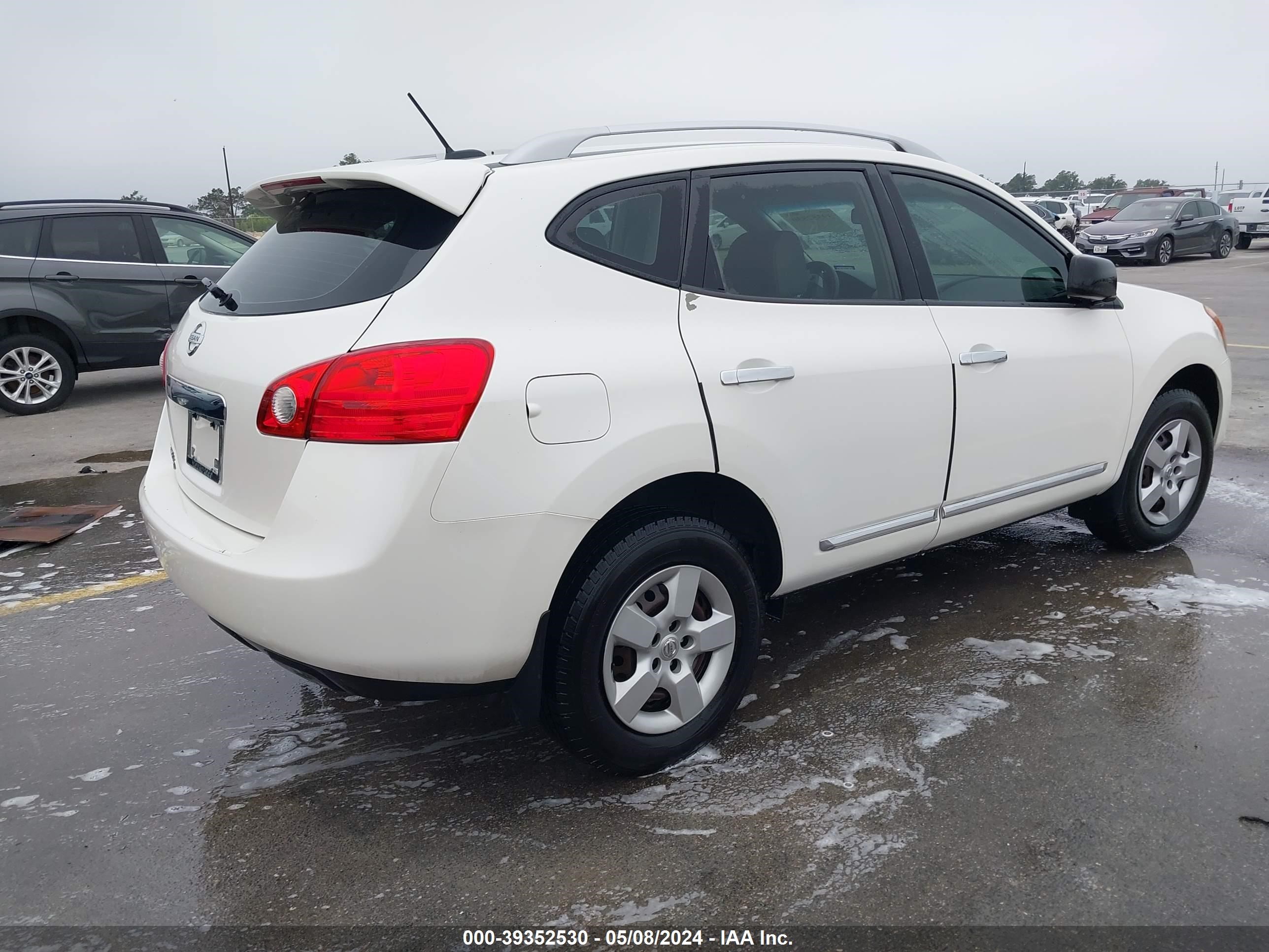 Photo 3 VIN: JN8AS5MT5FW674218 - NISSAN ROGUE 