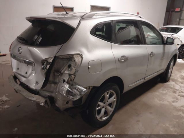 Photo 3 VIN: JN8AS5MT6BW566832 - NISSAN ROGUE 