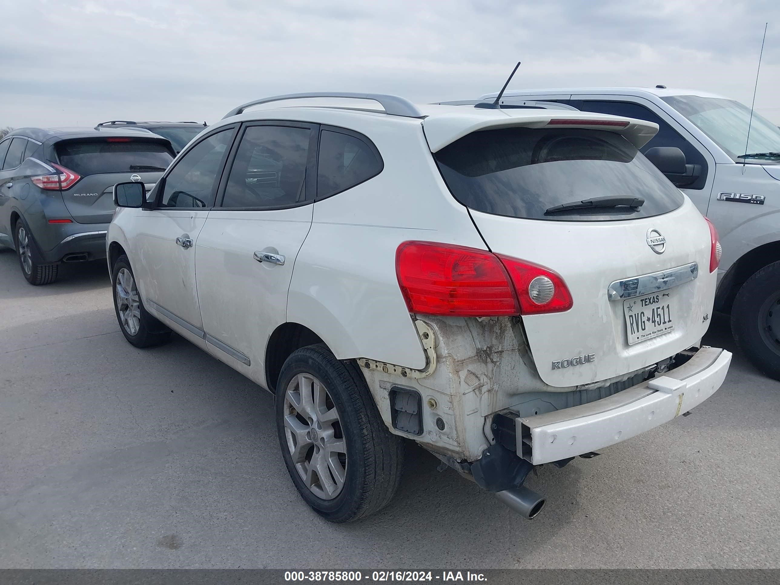 Photo 2 VIN: JN8AS5MT6CW279783 - NISSAN ROGUE 