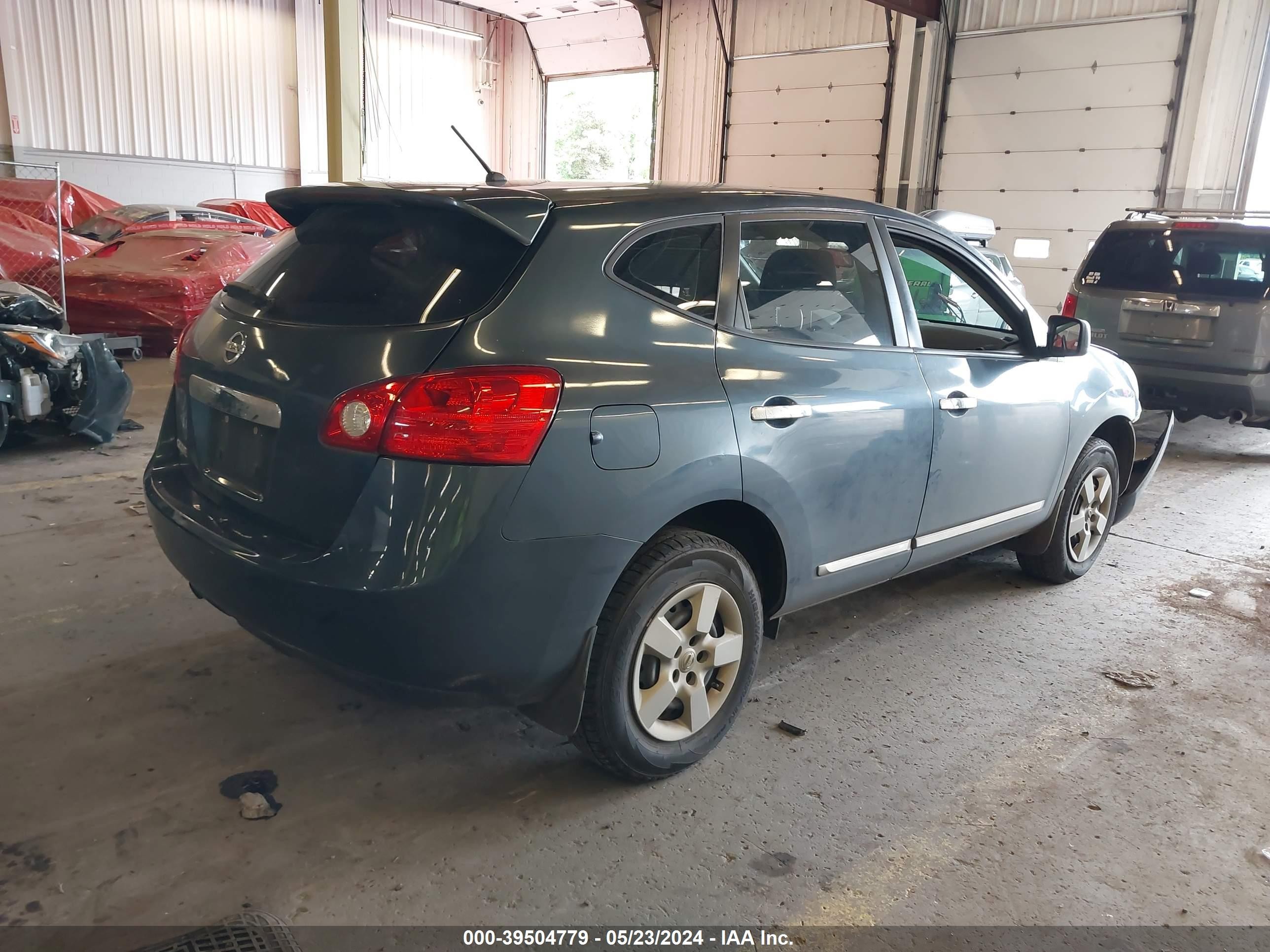 Photo 3 VIN: JN8AS5MT6DW026741 - NISSAN ROGUE 