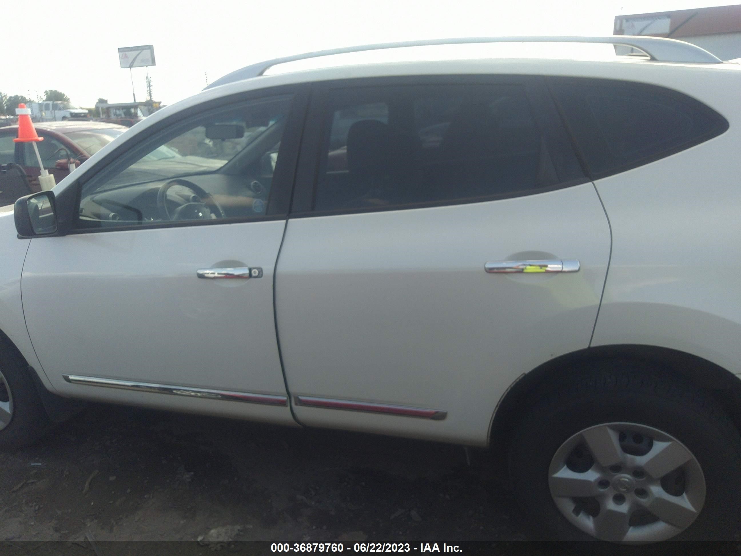 Photo 13 VIN: JN8AS5MT6FW165027 - NISSAN ROGUE 