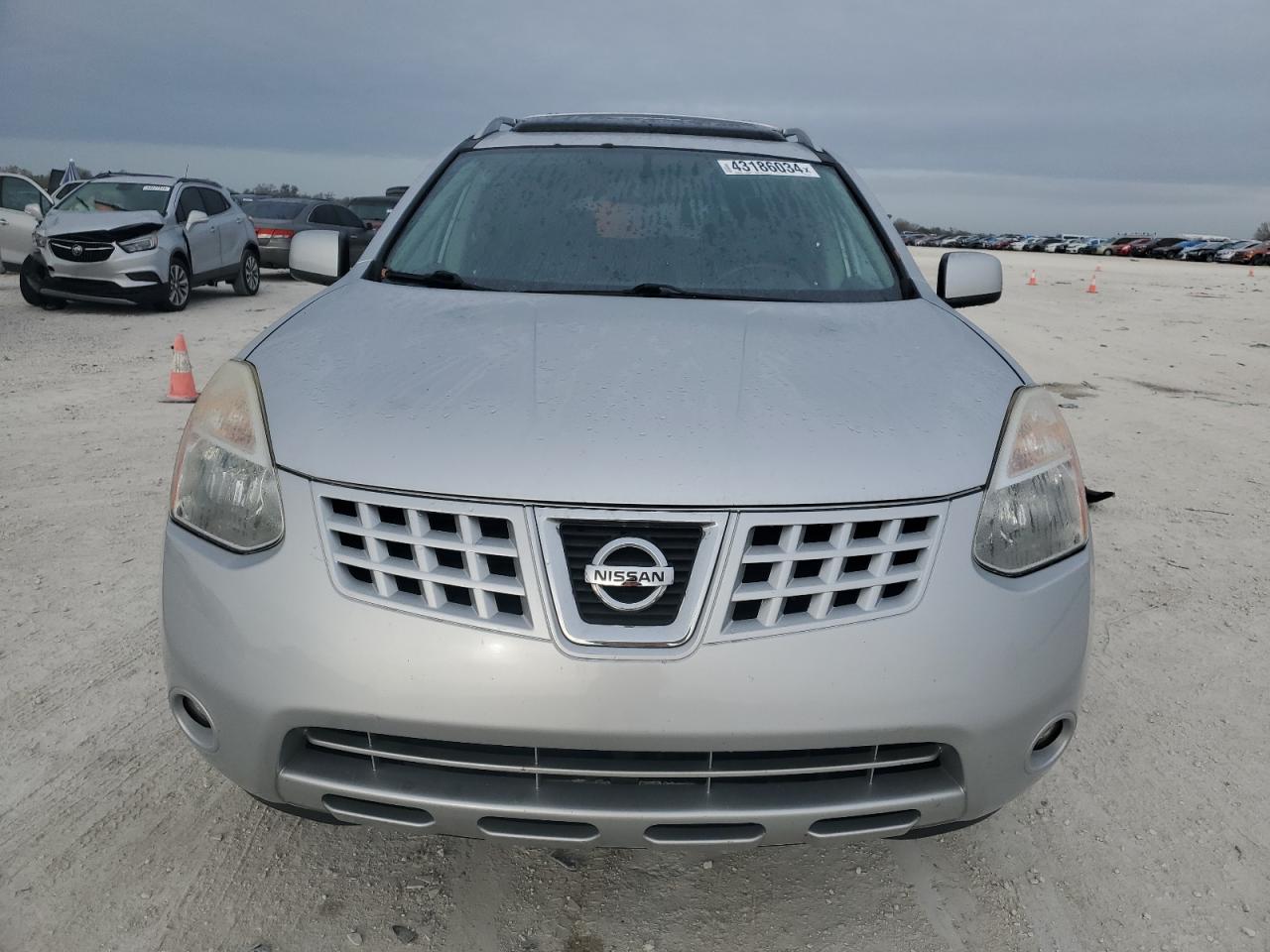 Photo 4 VIN: JN8AS5MT7AW000547 - NISSAN ROGUE 