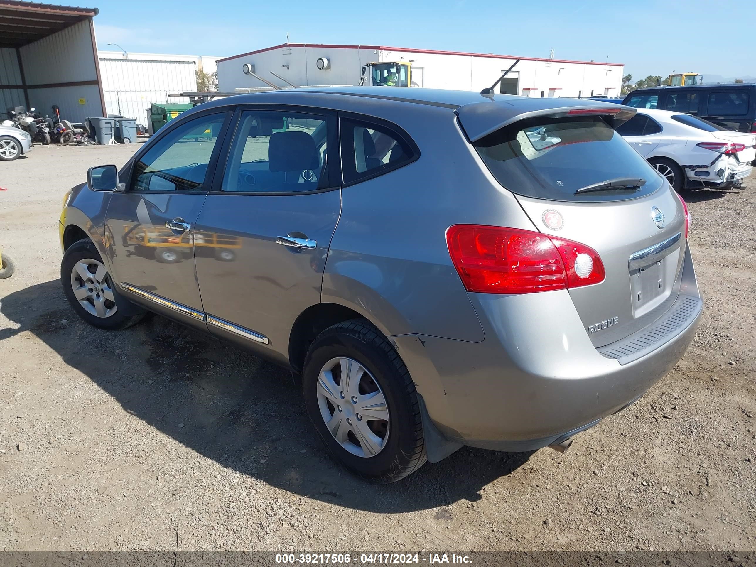 Photo 2 VIN: JN8AS5MT7BW566905 - NISSAN ROGUE 