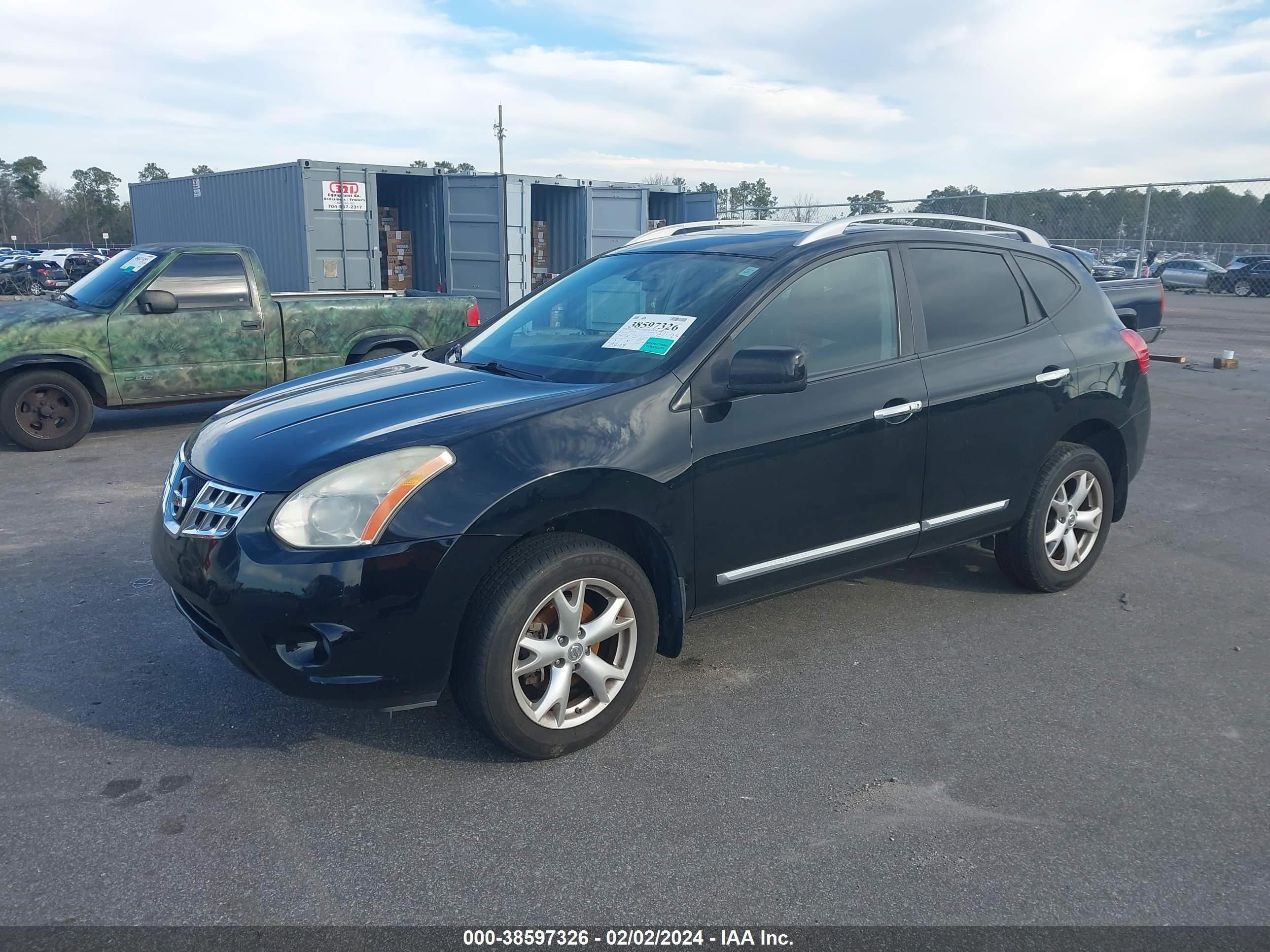 Photo 1 VIN: JN8AS5MT7BW571330 - NISSAN ROGUE 