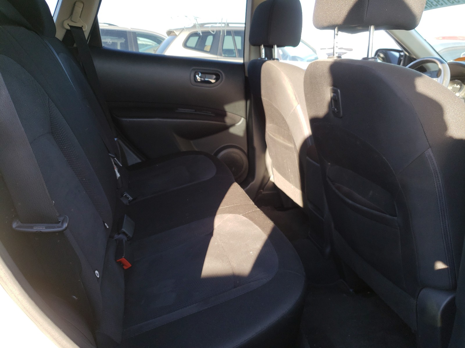 Photo 5 VIN: JN8AS5MT7CW276553 - NISSAN ROGUE S 