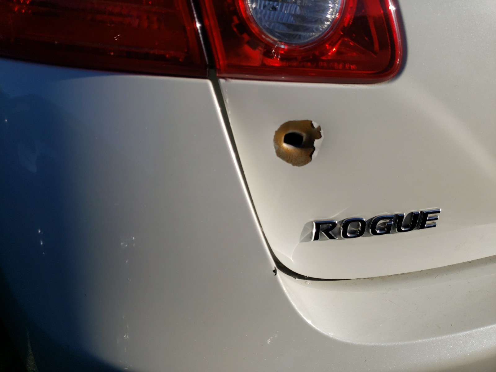 Photo 8 VIN: JN8AS5MT7CW276553 - NISSAN ROGUE S 