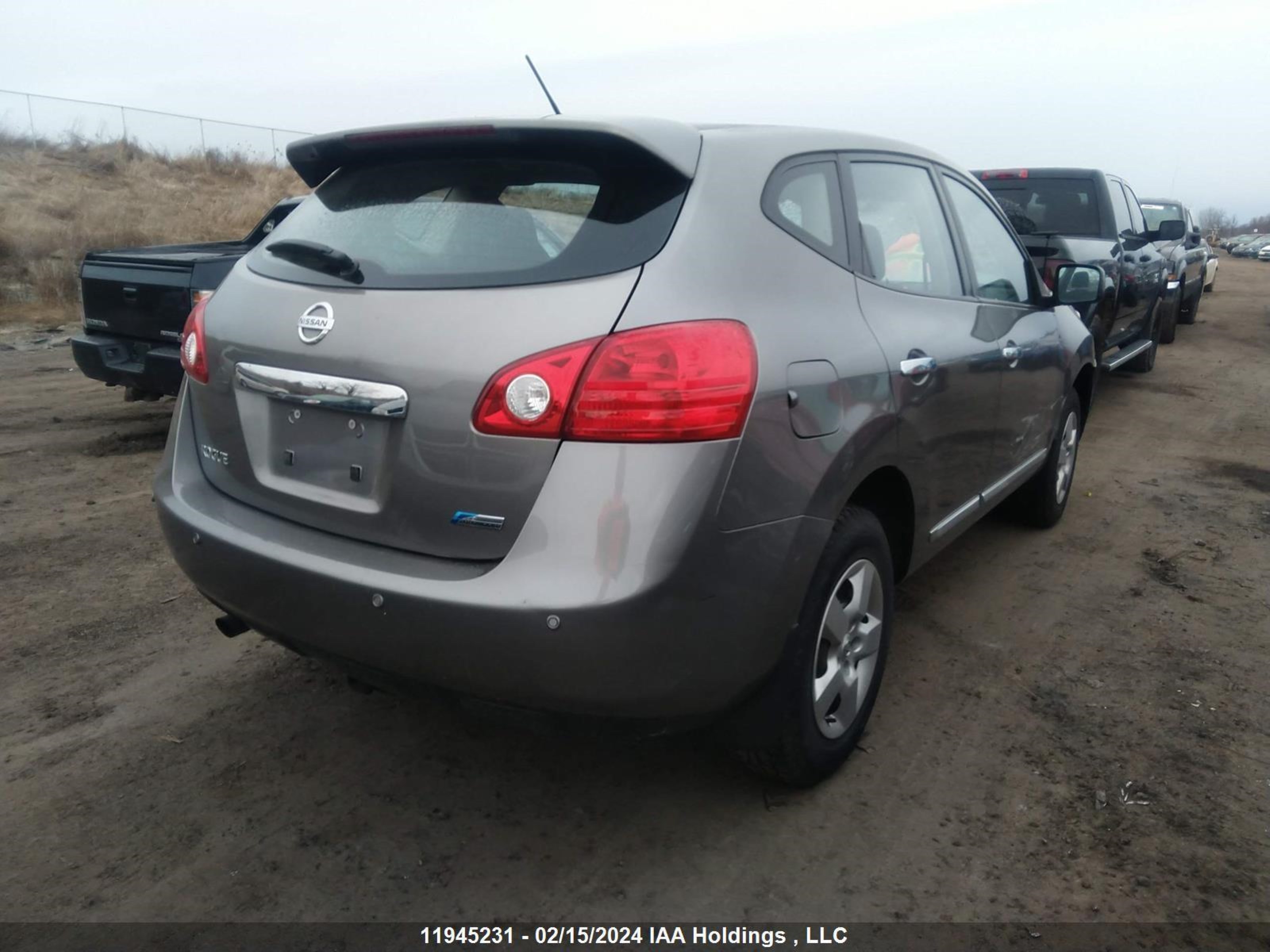 Photo 3 VIN: JN8AS5MT8CW274360 - NISSAN ROGUE 