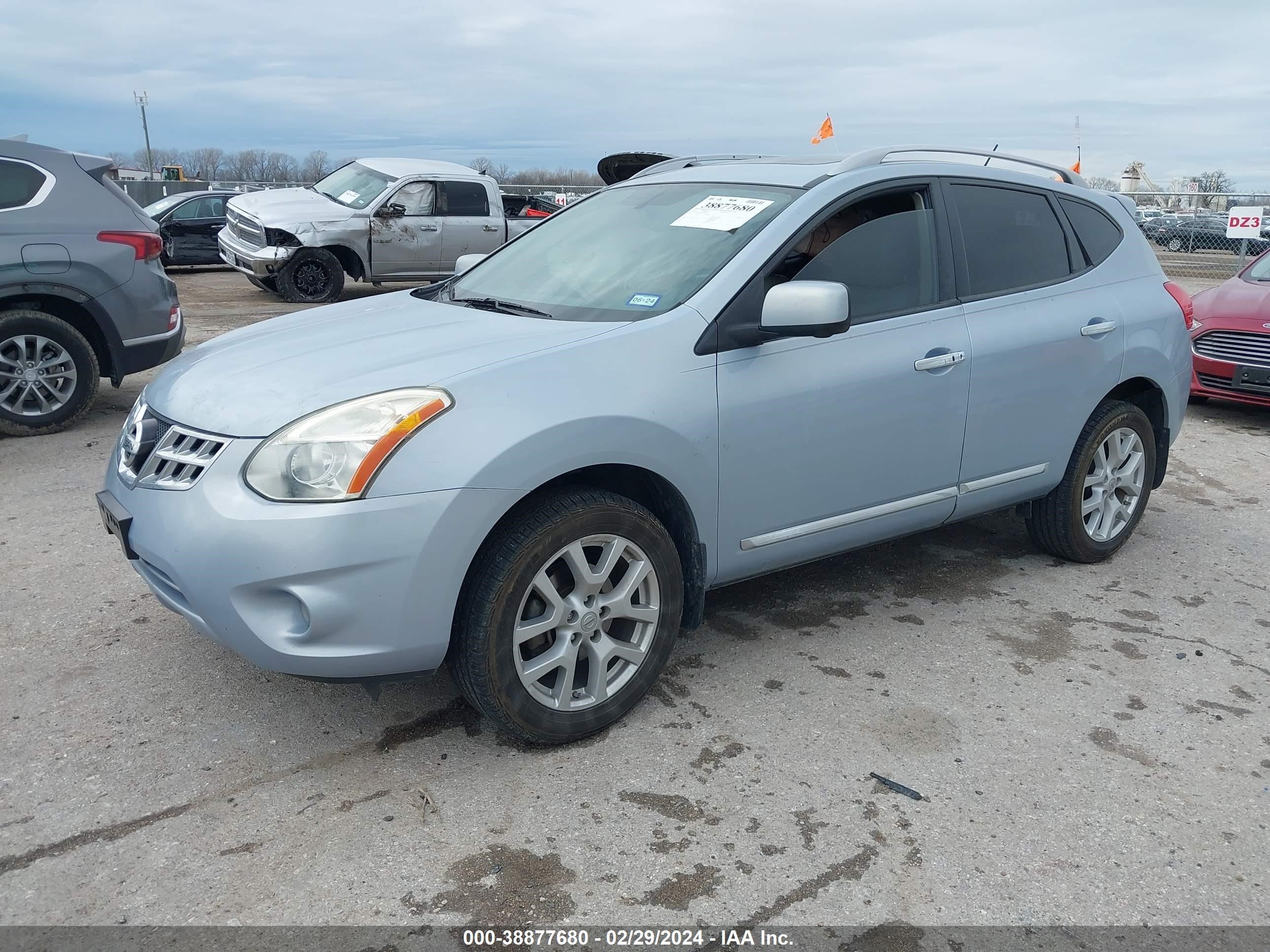 Photo 1 VIN: JN8AS5MT8CW286055 - NISSAN ROGUE 