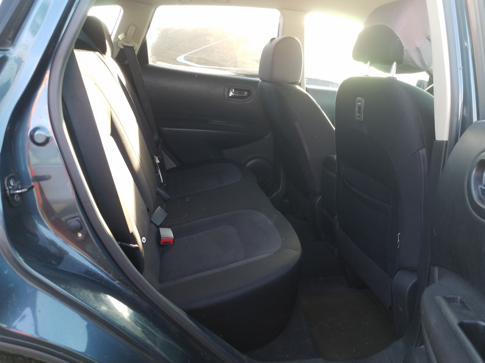 Photo 5 VIN: JN8AS5MT8CW609813 - NISSAN ROGUE S 