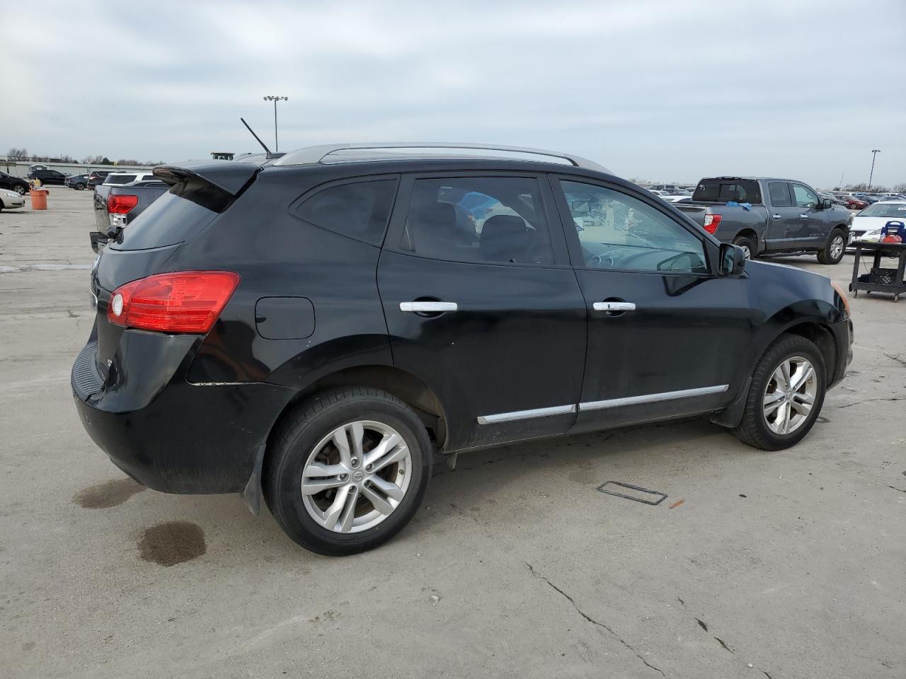 Photo 2 VIN: JN8AS5MT8DW035263 - NISSAN ROGUE 