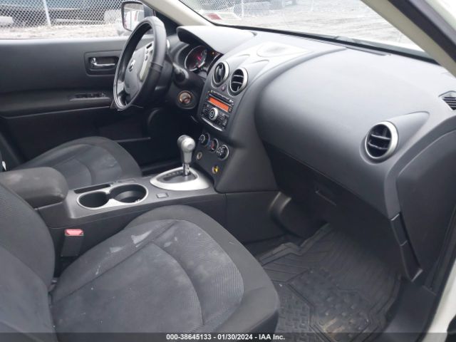 Photo 4 VIN: JN8AS5MT8DW040687 - NISSAN ROGUE 