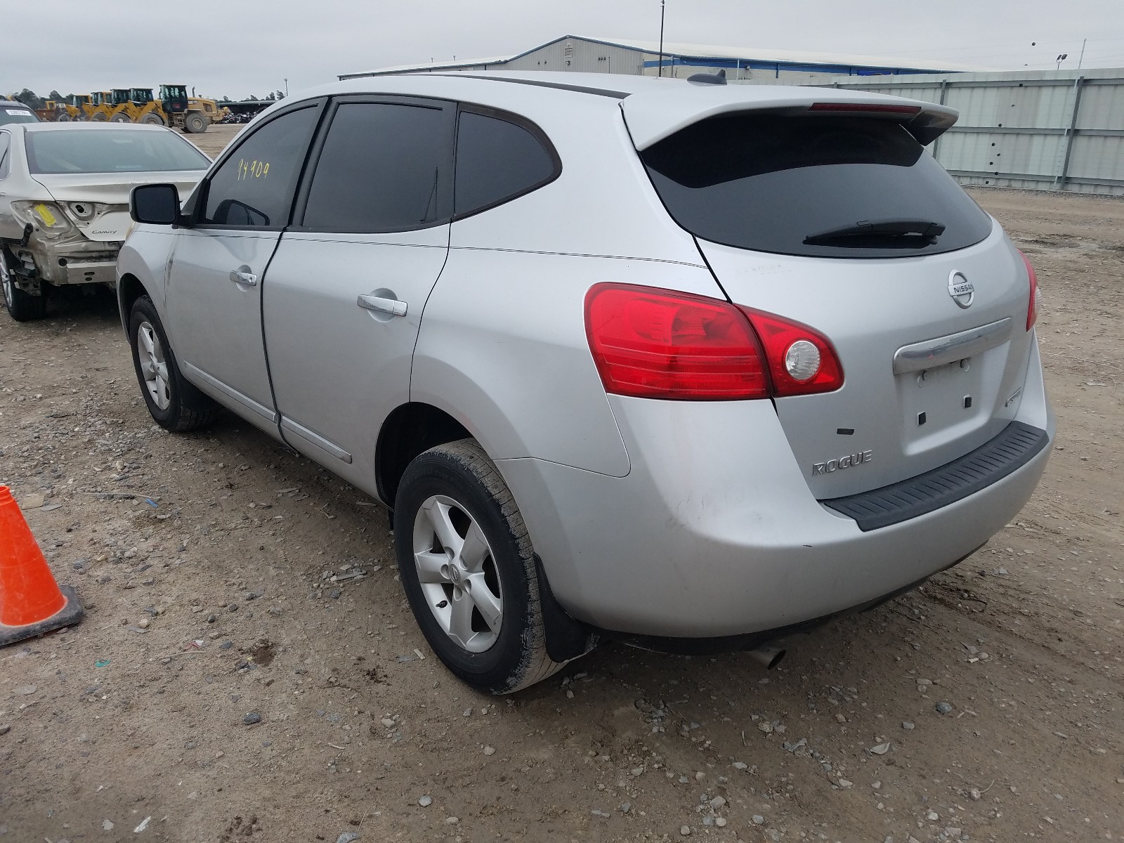 Photo 2 VIN: JN8AS5MT8DW503332 - NISSAN ROGUE S 