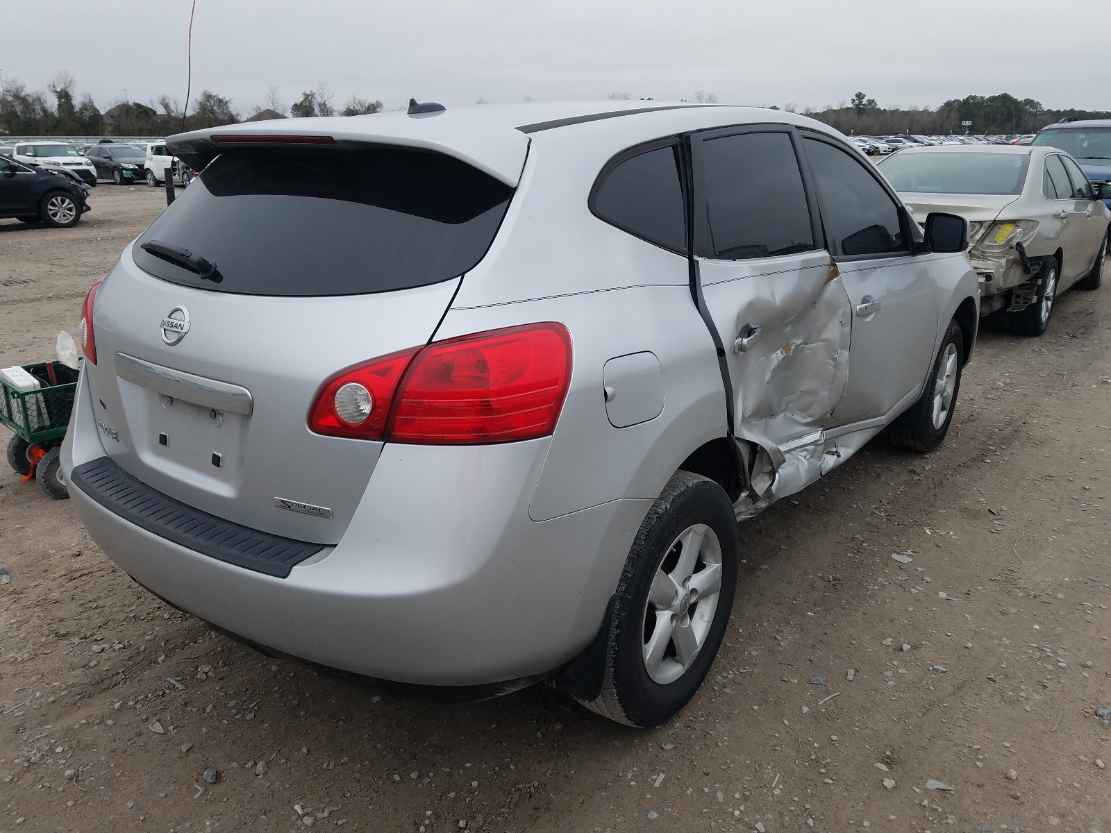 Photo 3 VIN: JN8AS5MT8DW503332 - NISSAN ROGUE S 