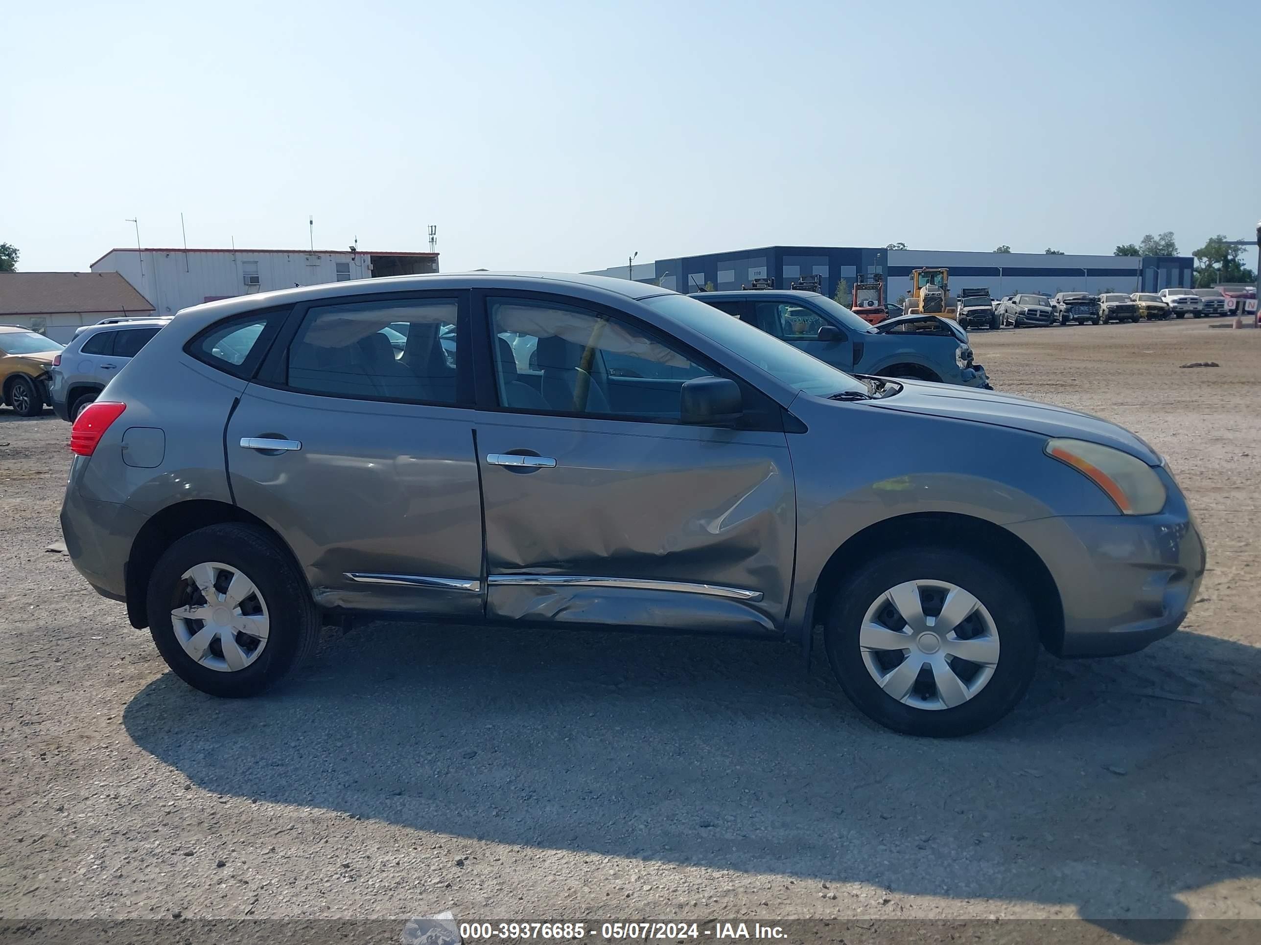 Photo 12 VIN: JN8AS5MT8EW600189 - NISSAN ROGUE 