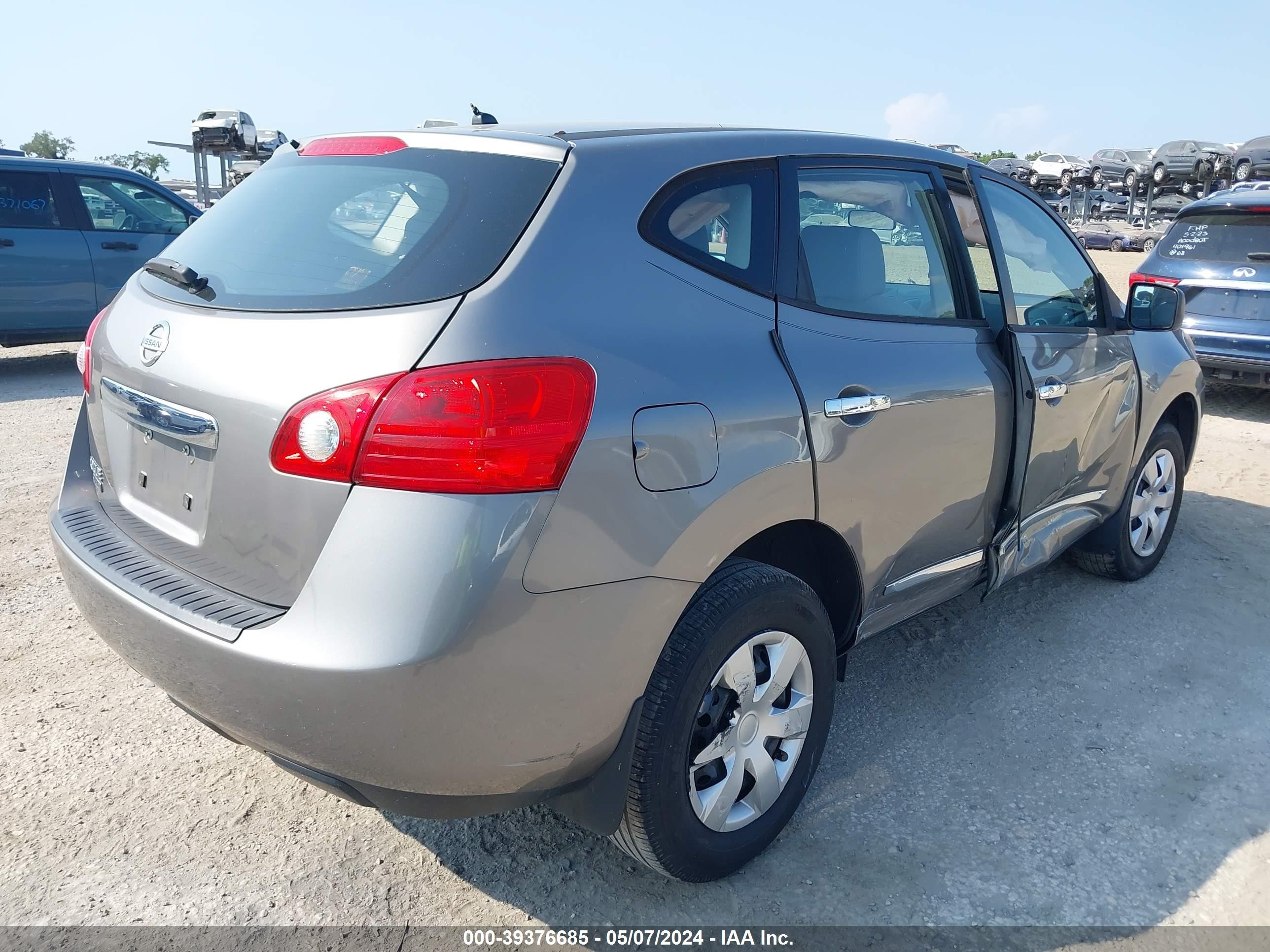 Photo 3 VIN: JN8AS5MT8EW600189 - NISSAN ROGUE 