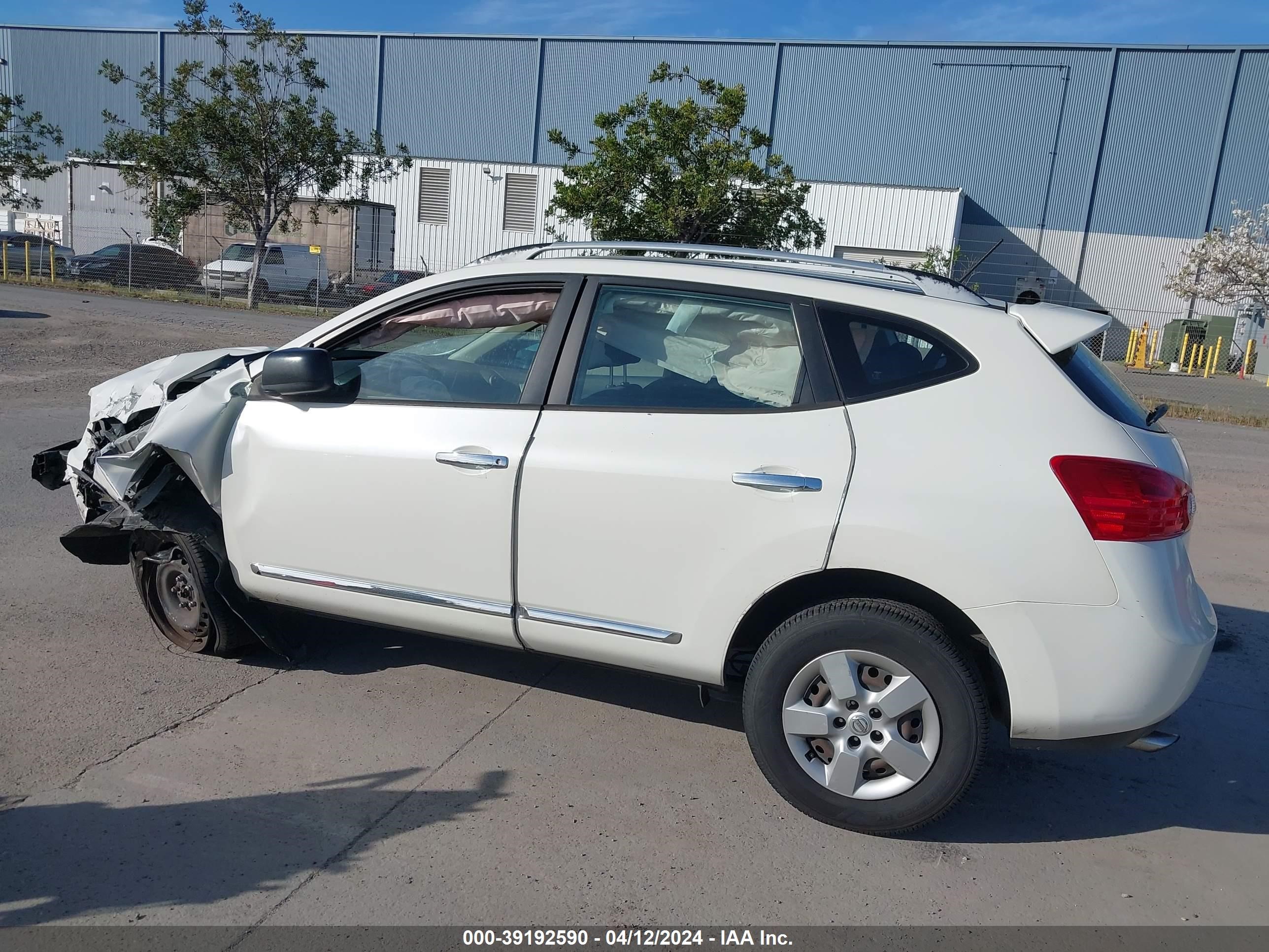 Photo 13 VIN: JN8AS5MT8EW615260 - NISSAN ROGUE 