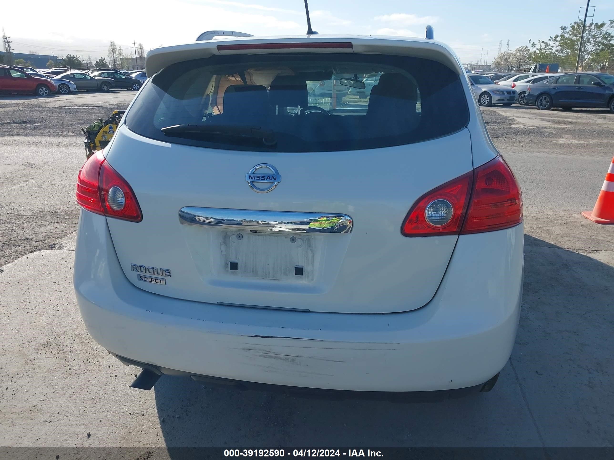 Photo 15 VIN: JN8AS5MT8EW615260 - NISSAN ROGUE 