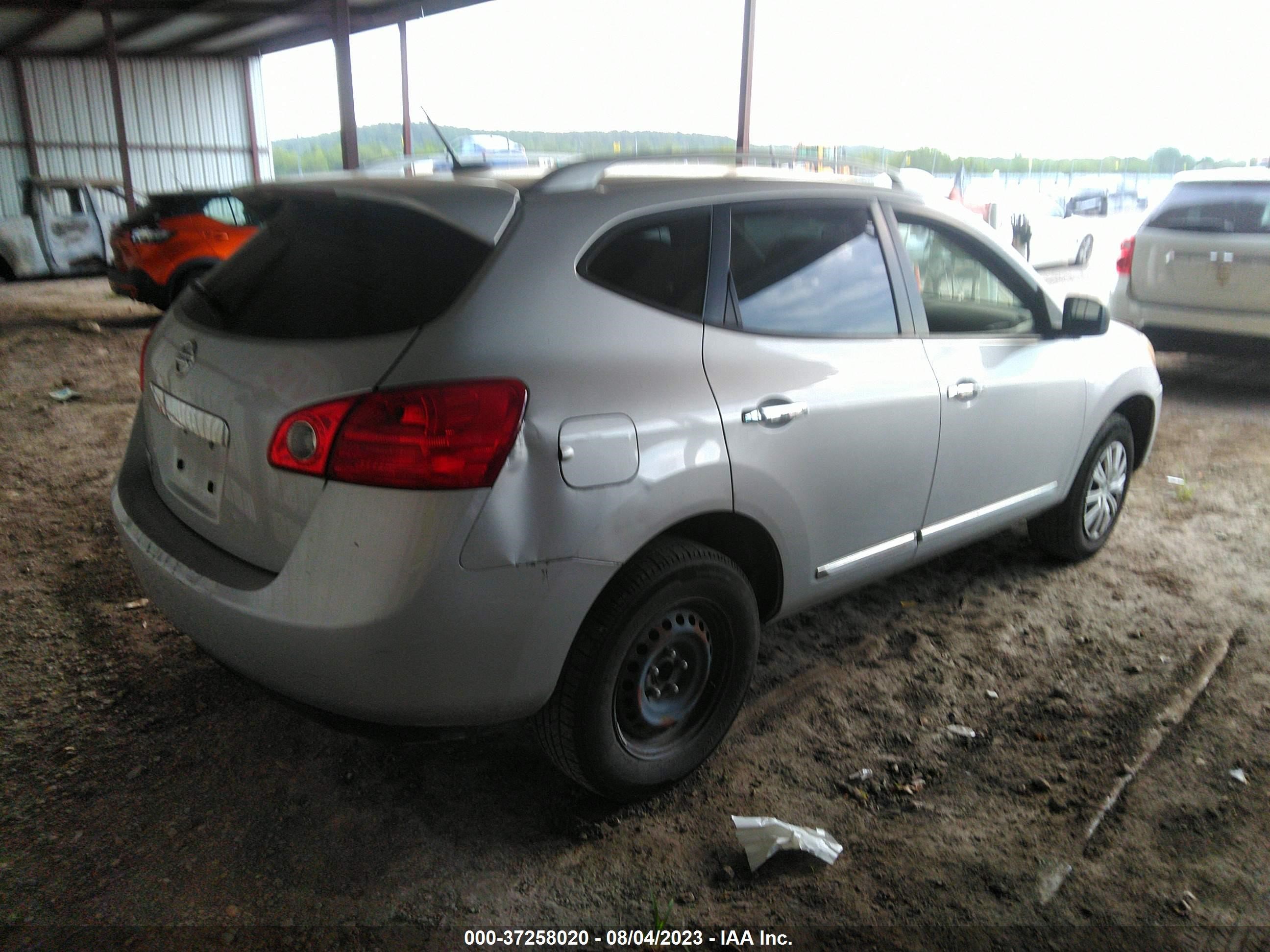 Photo 3 VIN: JN8AS5MT8FW656909 - NISSAN ROGUE 