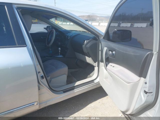 Photo 4 VIN: JN8AS5MT9CW252237 - NISSAN ROGUE 