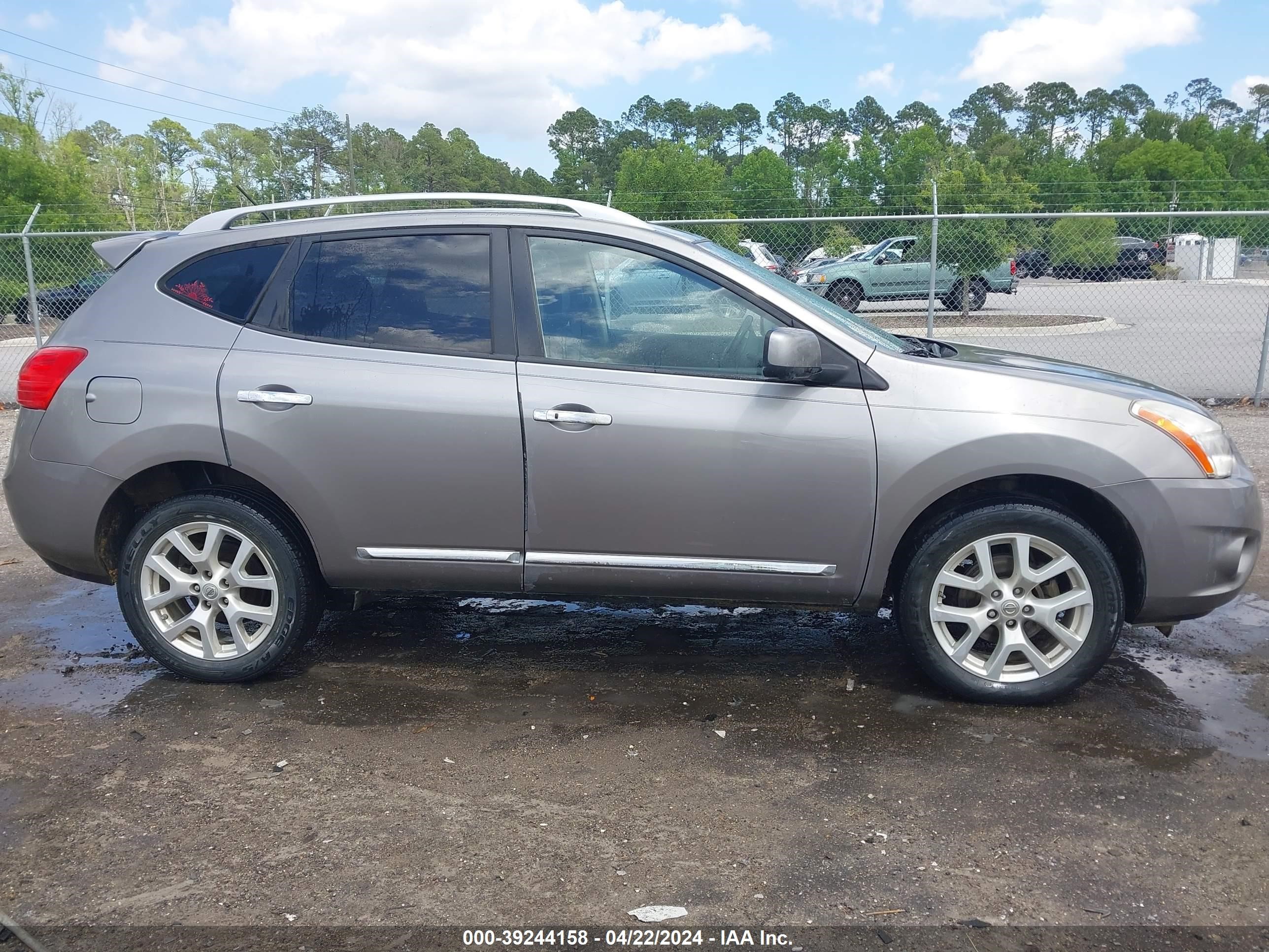 Photo 12 VIN: JN8AS5MT9DW535562 - NISSAN ROGUE 