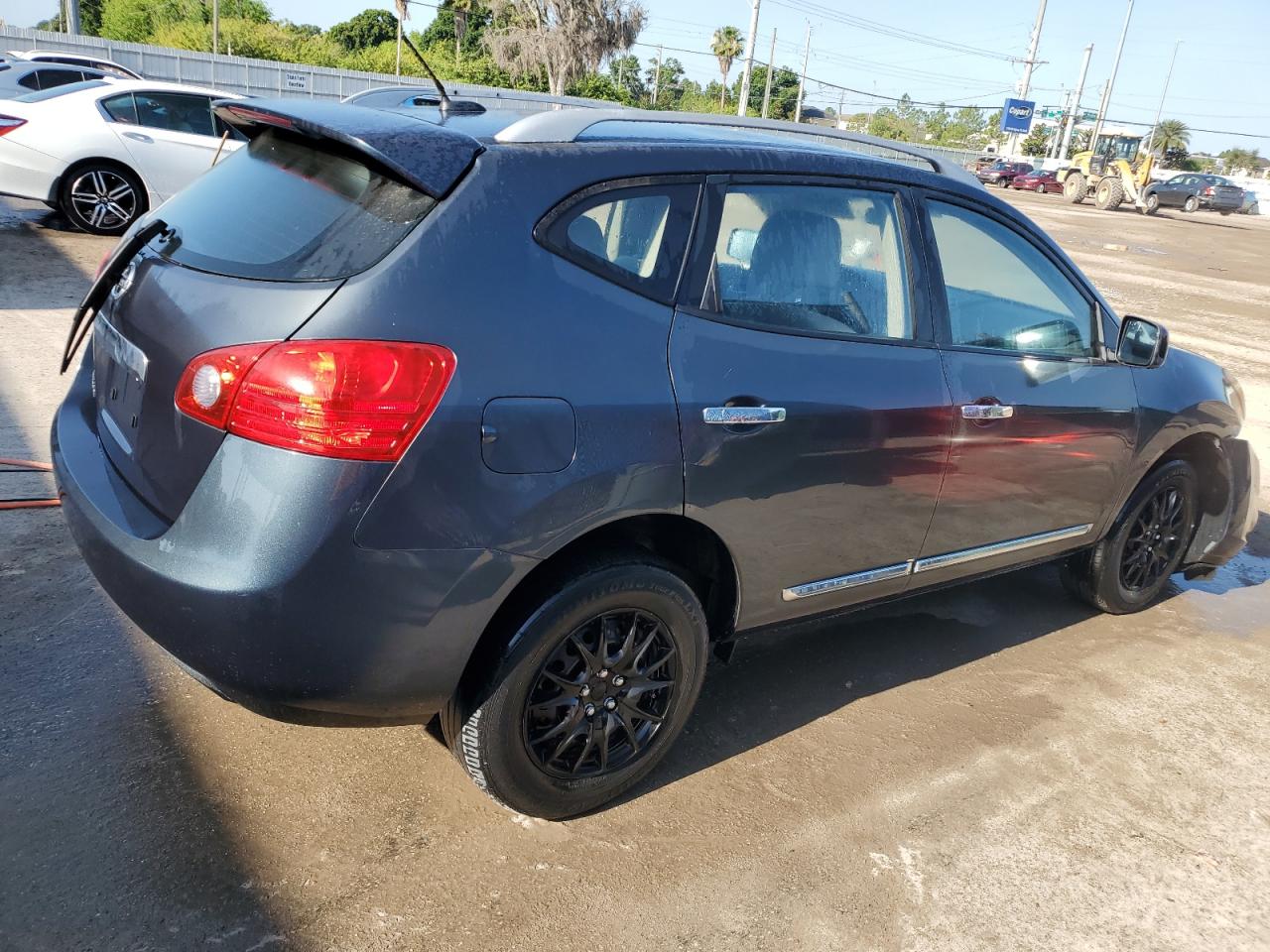 Photo 2 VIN: JN8AS5MT9EW102289 - NISSAN ROGUE 