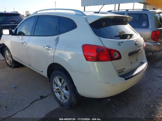 Photo 2 VIN: JN8AS5MT9FW654263 - NISSAN ROGUE 