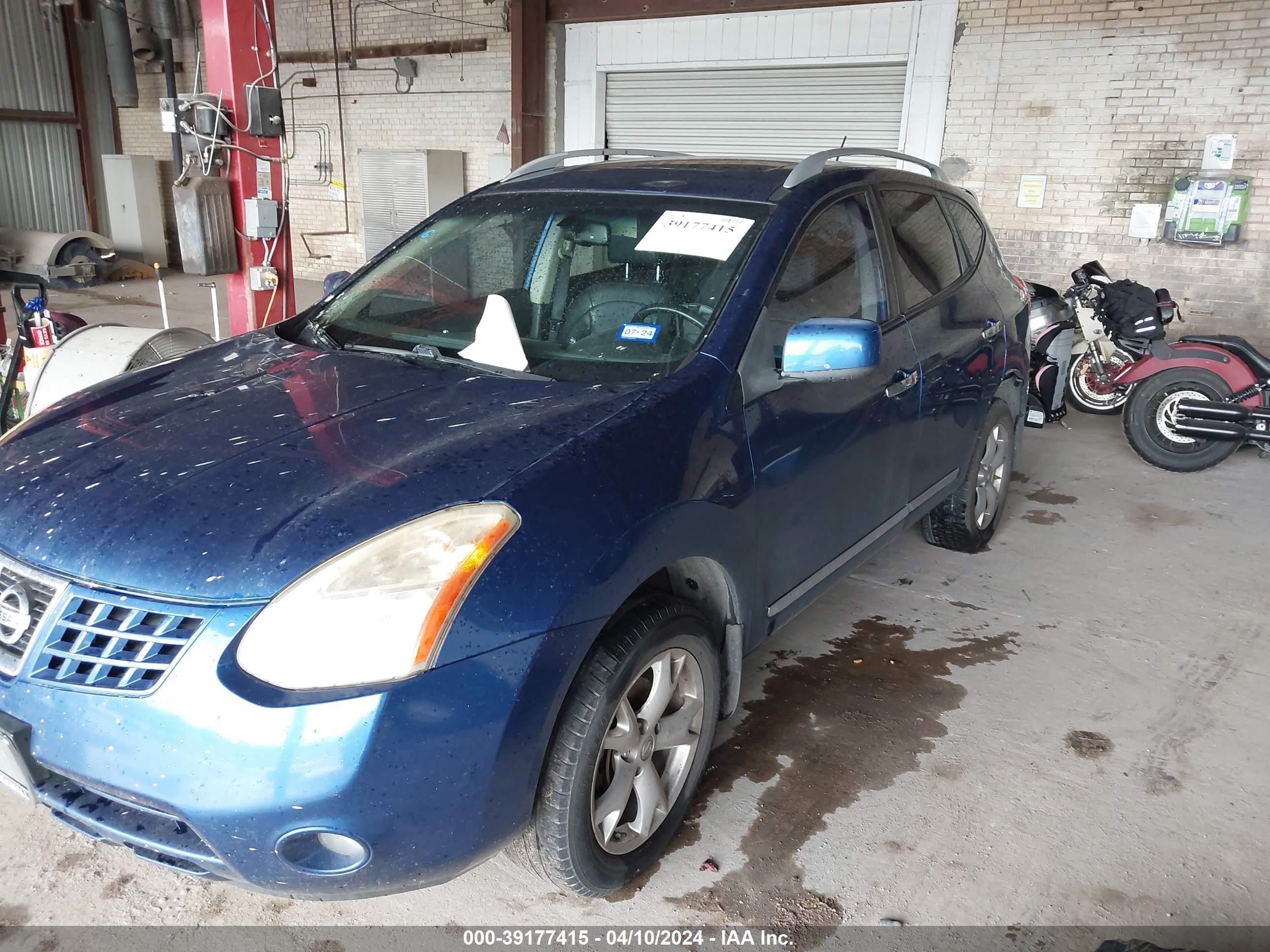 Photo 1 VIN: JN8AS5MTXAW009579 - NISSAN ROGUE 