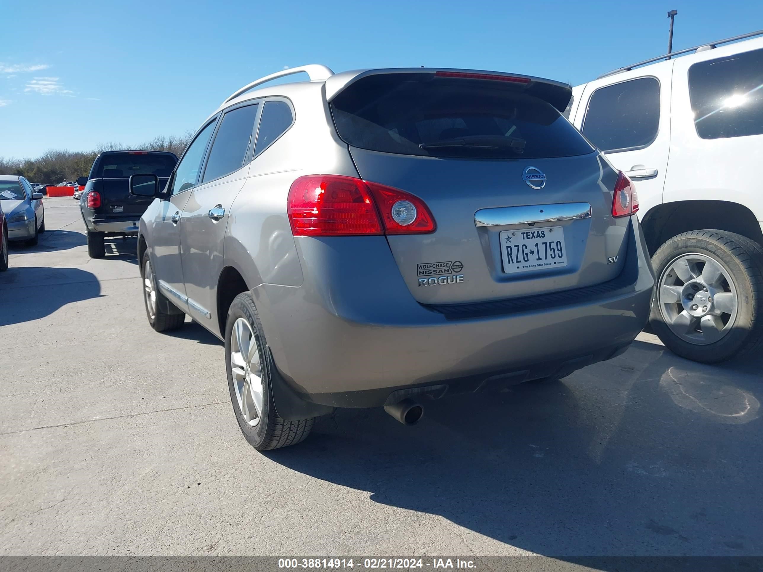 Photo 2 VIN: JN8AS5MTXDW015676 - NISSAN ROGUE 