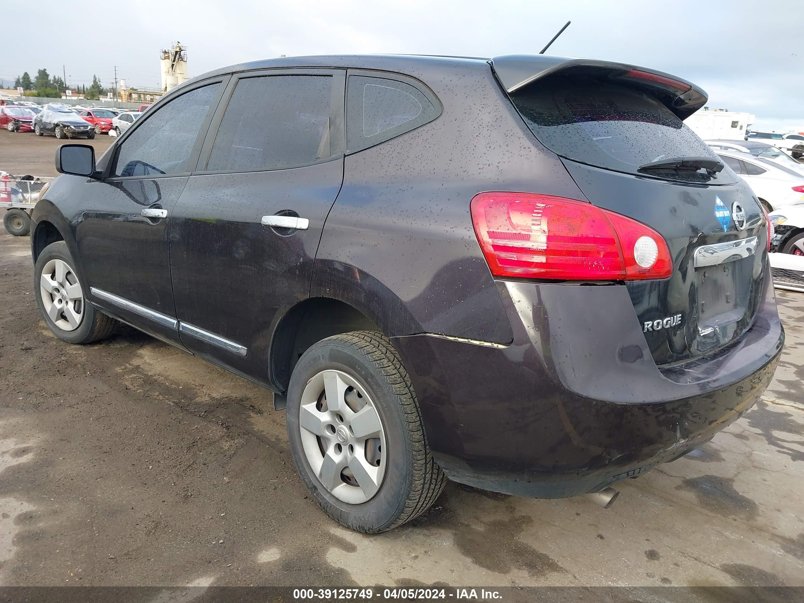 Photo 2 VIN: JN8AS5MTXDW021610 - NISSAN ROGUE 