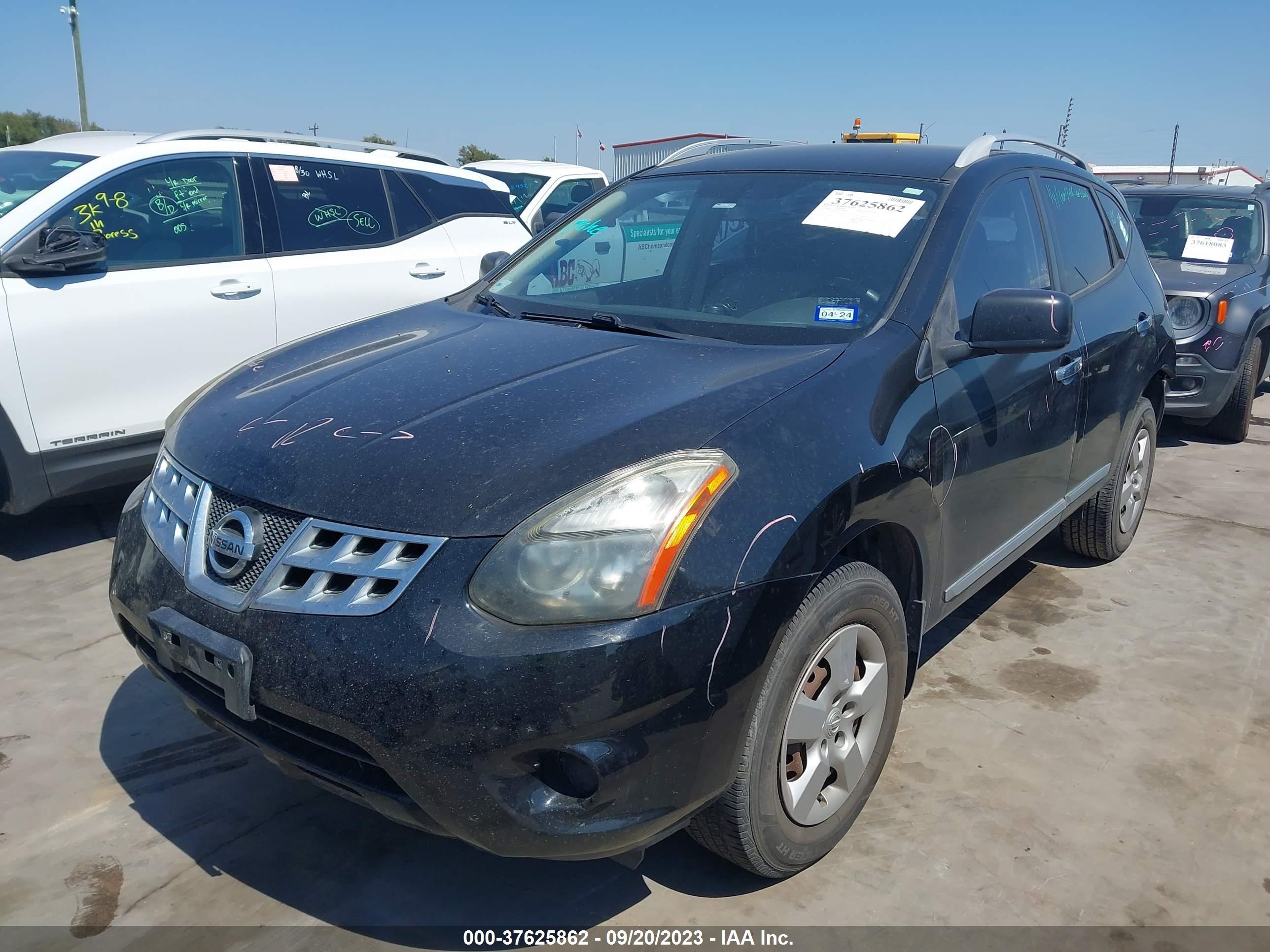 Photo 1 VIN: JN8AS5MTXFW161868 - NISSAN ROGUE 