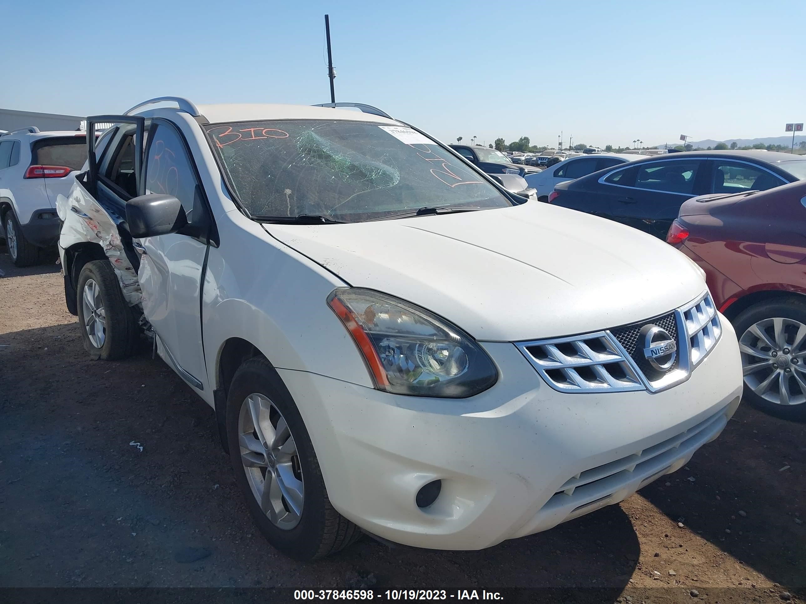 Photo 5 VIN: JN8AS5MTXFW651355 - NISSAN ROGUE 