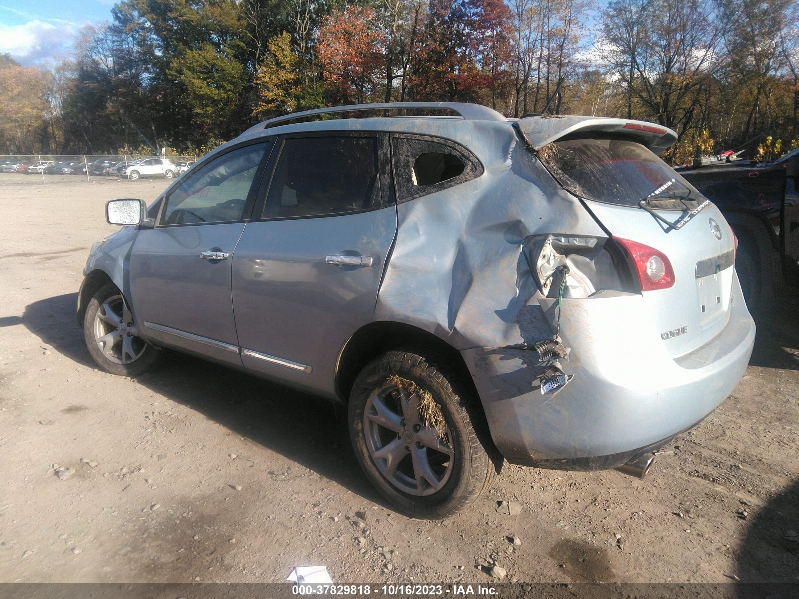 Photo 2 VIN: JN8AS5MV0BW276734 - NISSAN ROGUE 