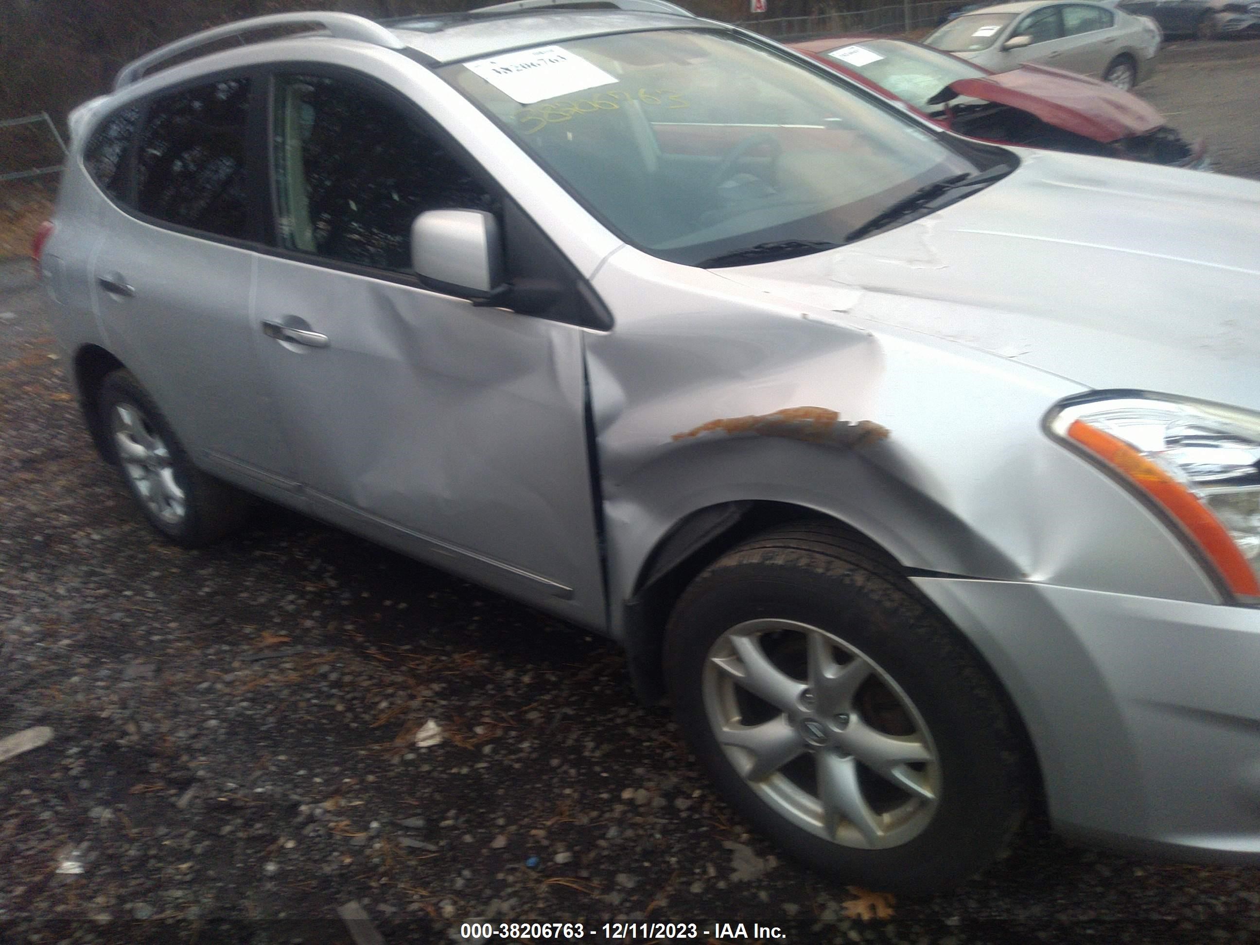 Photo 5 VIN: JN8AS5MV0BW292612 - NISSAN ROGUE 