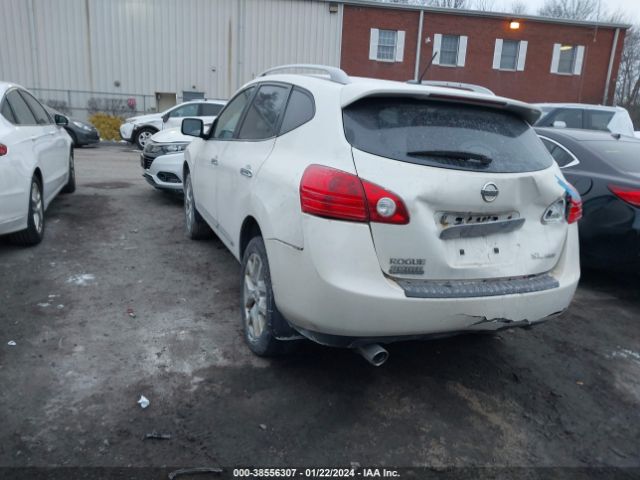 Photo 2 VIN: JN8AS5MV1DW136677 - NISSAN ROGUE 