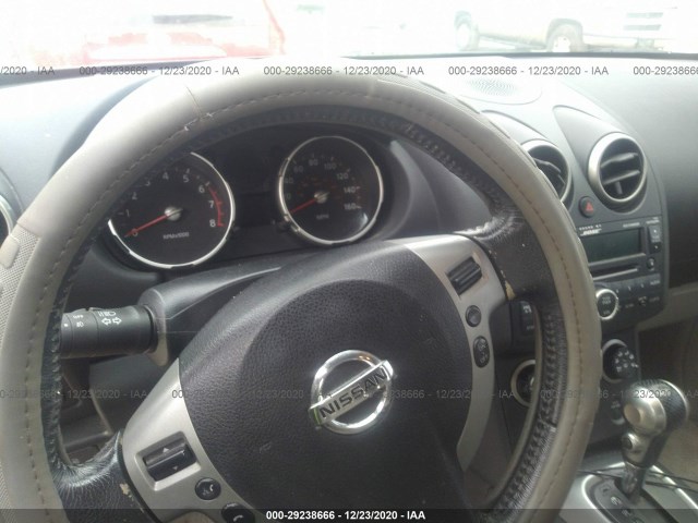 Photo 4 VIN: JN8AS5MV2AW107104 - NISSAN ROGUE 