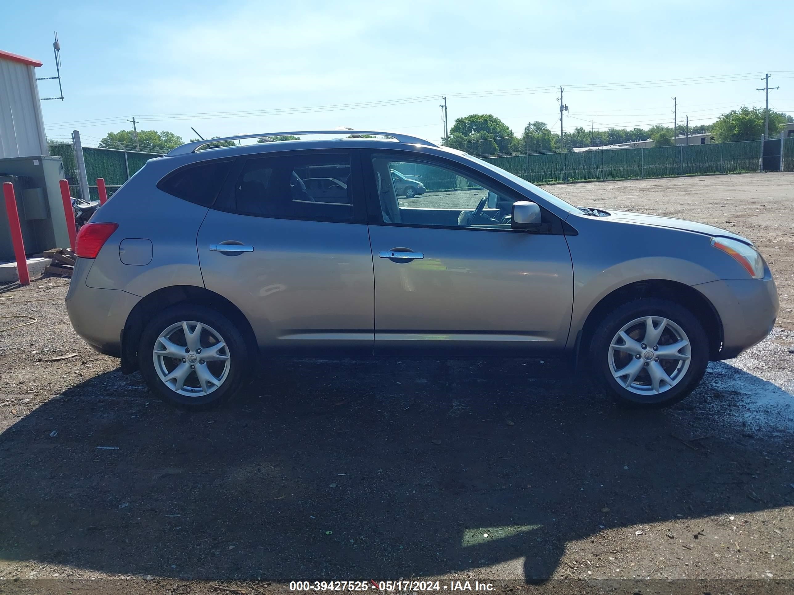 Photo 12 VIN: JN8AS5MV2AW139986 - NISSAN ROGUE 