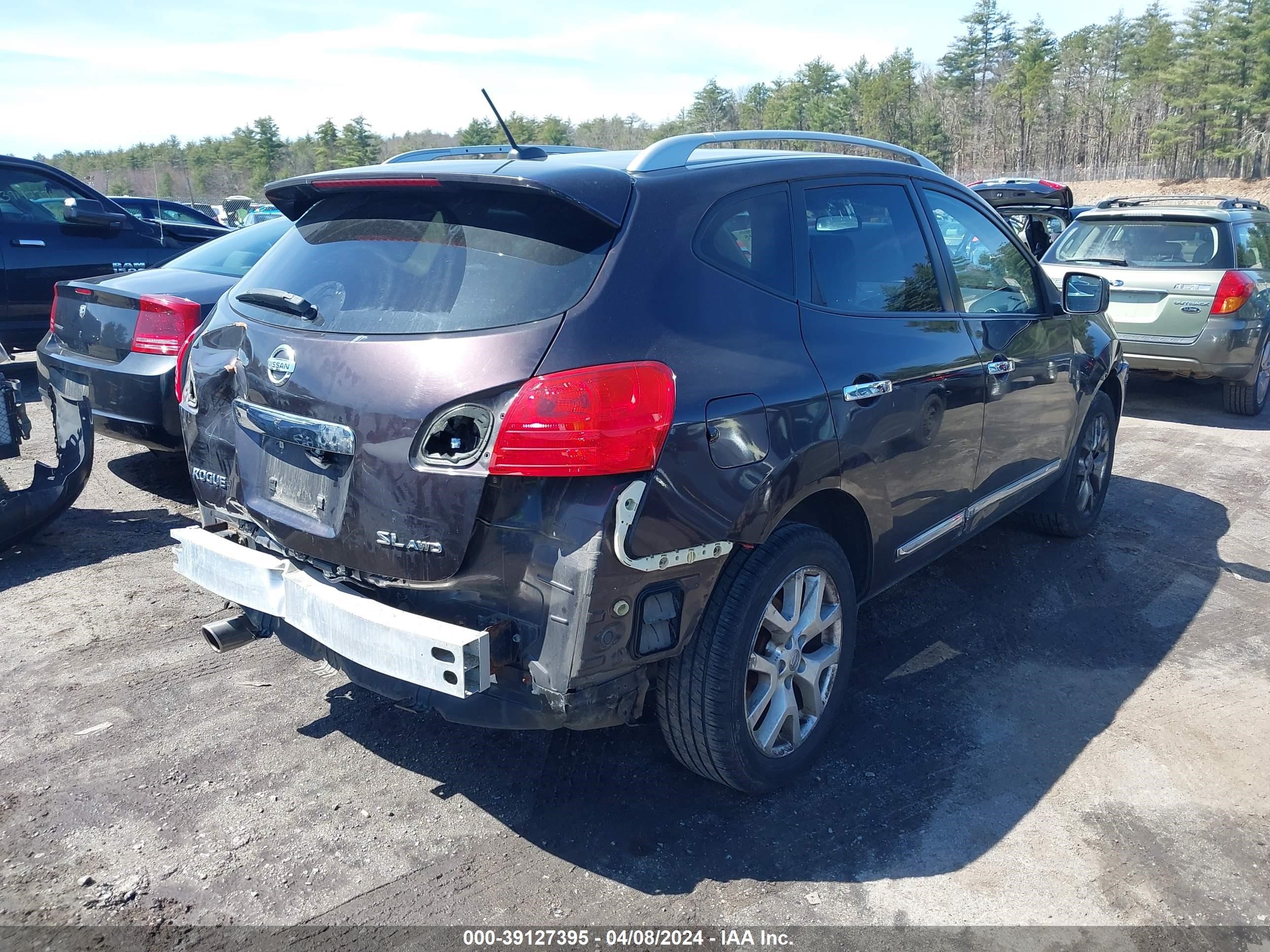 Photo 3 VIN: JN8AS5MV2BW257330 - NISSAN ROGUE 