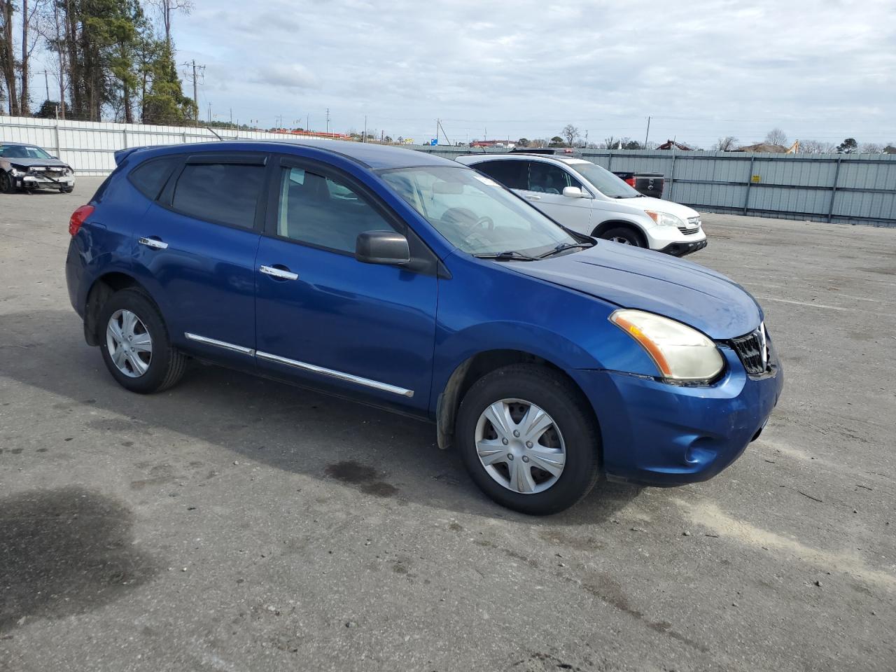 Photo 3 VIN: JN8AS5MV2BW267565 - NISSAN ROGUE 