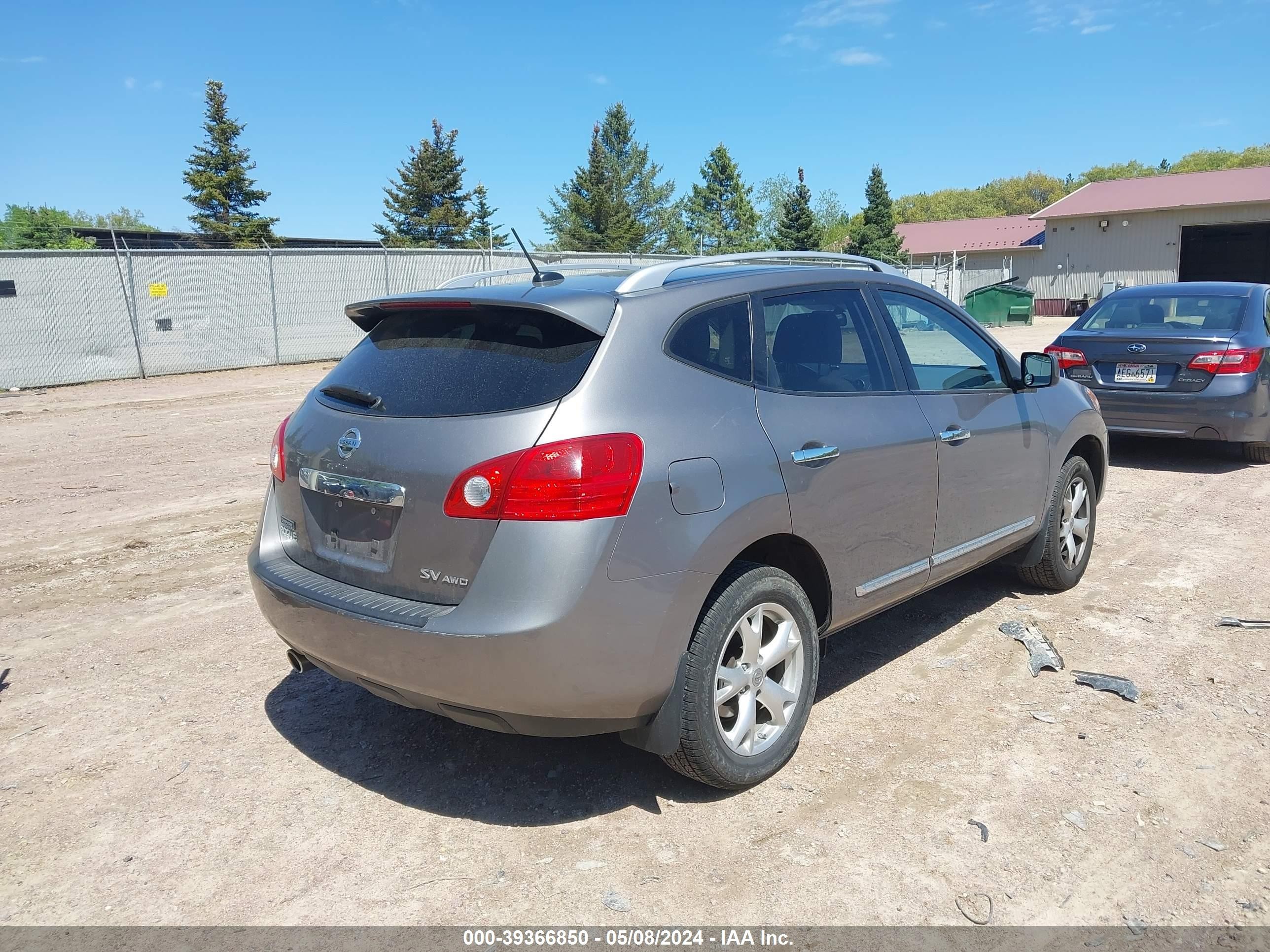 Photo 3 VIN: JN8AS5MV2BW671644 - NISSAN ROGUE 