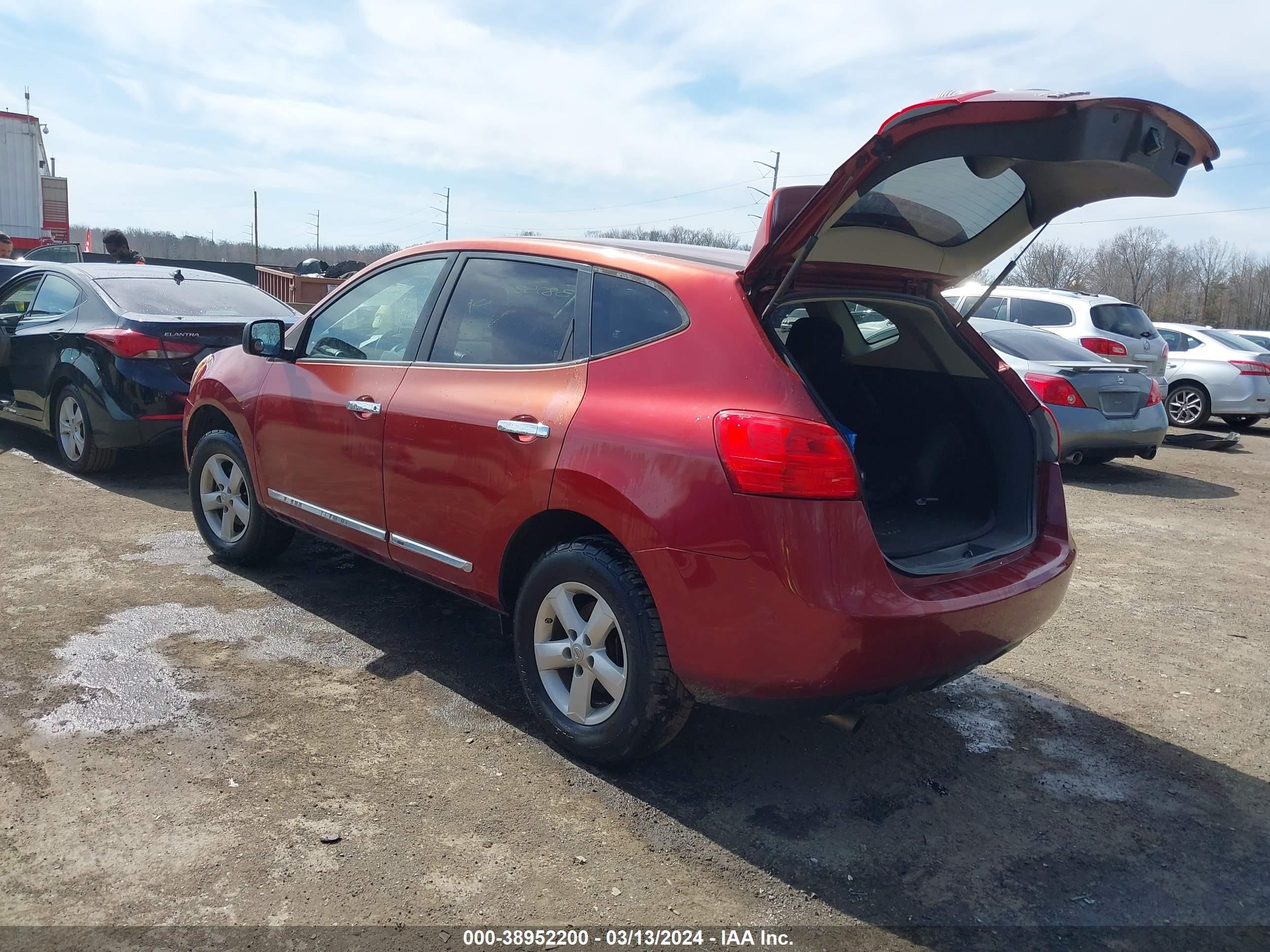 Photo 2 VIN: JN8AS5MV2CW364735 - NISSAN ROGUE 