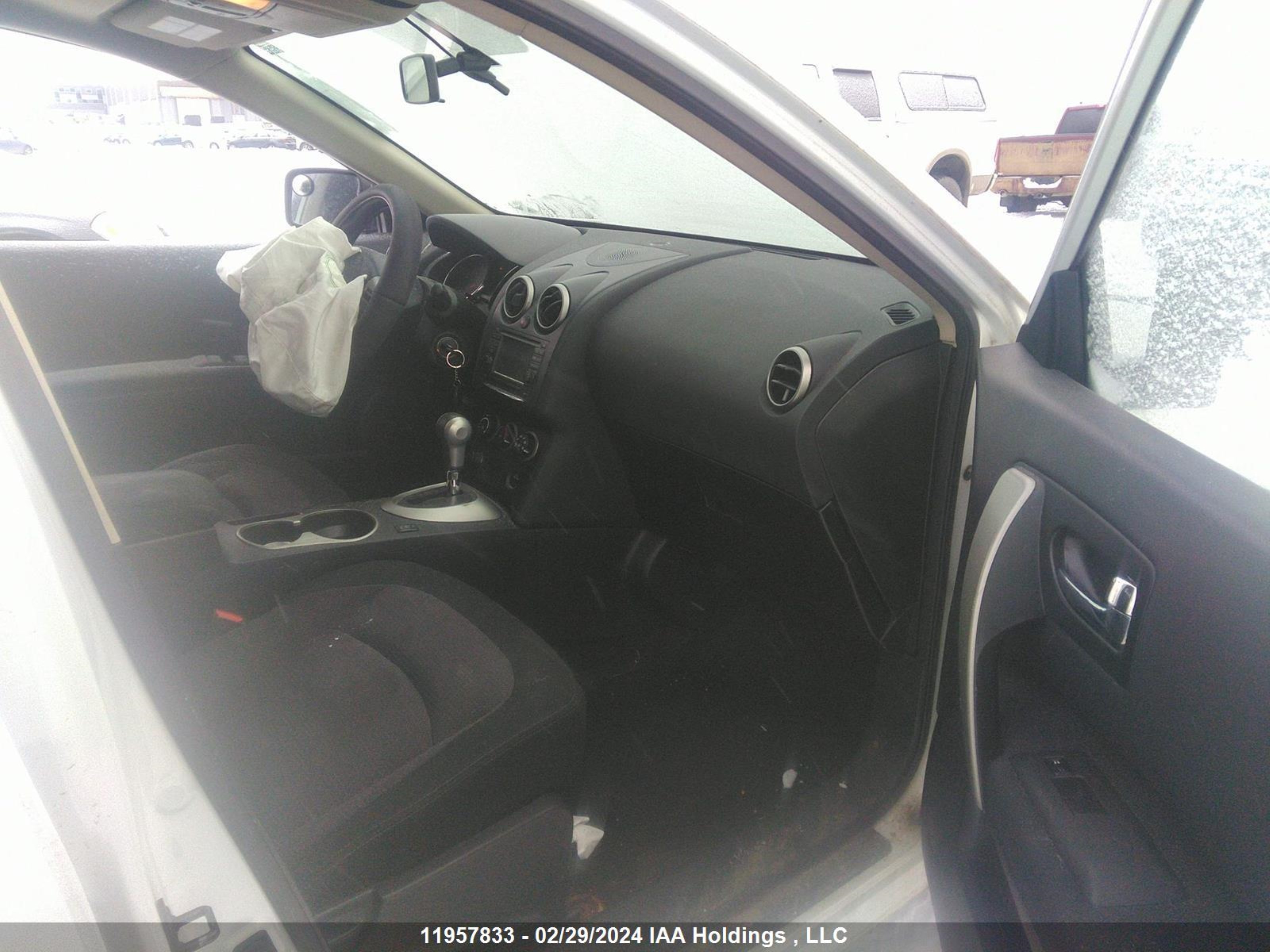 Photo 4 VIN: JN8AS5MV2CW403811 - NISSAN ROGUE 