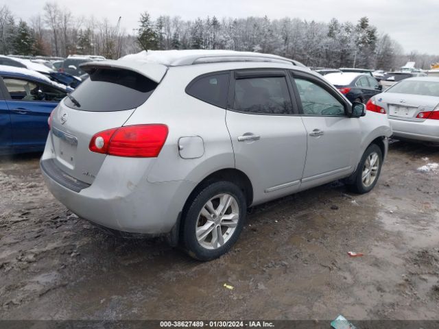 Photo 3 VIN: JN8AS5MV2CW710170 - NISSAN ROGUE 