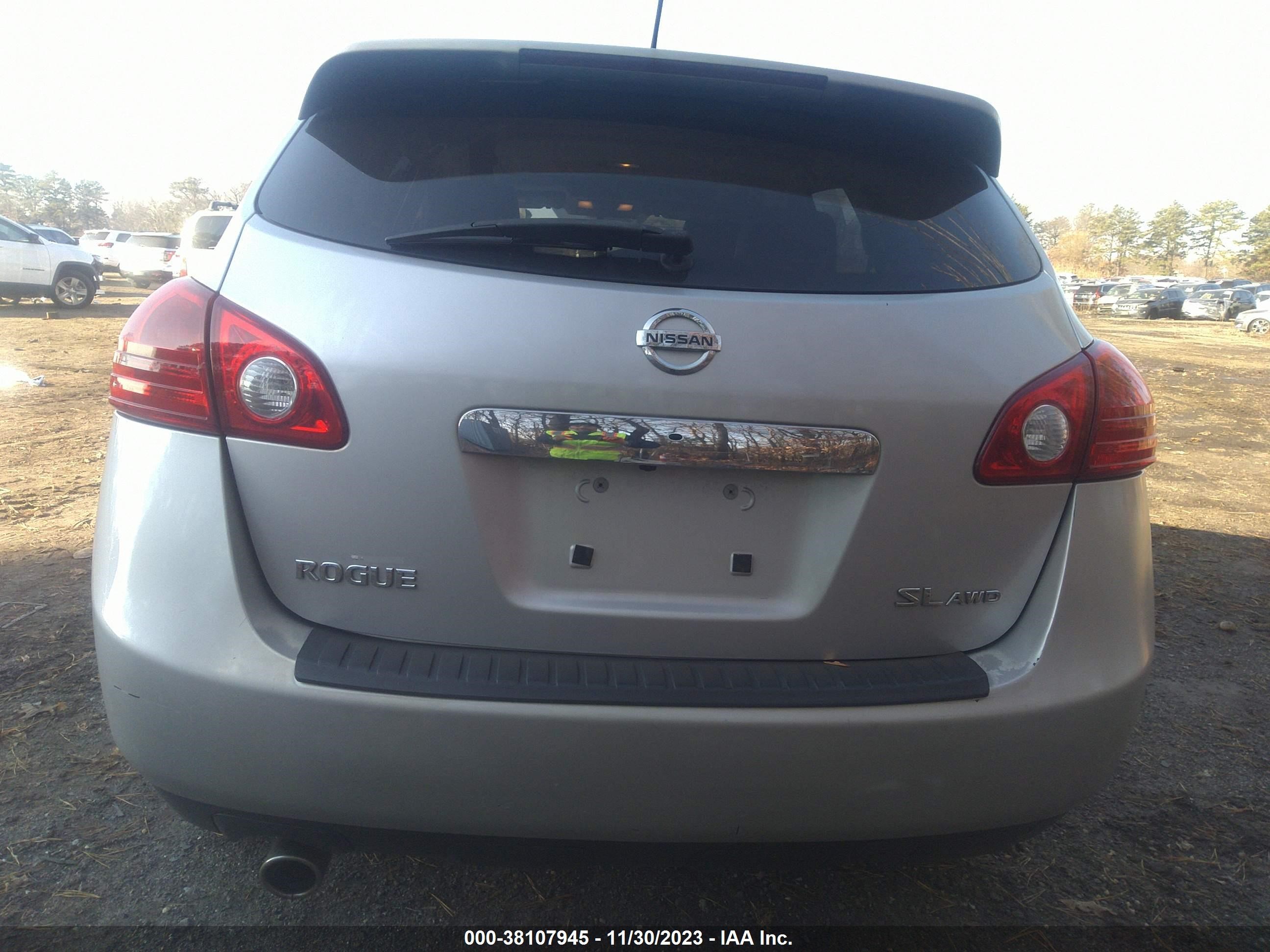 Photo 15 VIN: JN8AS5MV2DW128121 - NISSAN ROGUE 