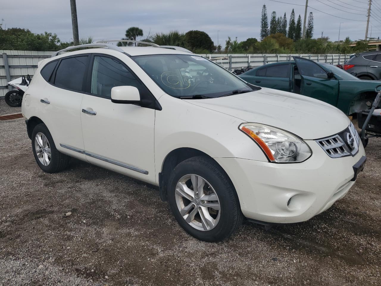 Photo 3 VIN: JN8AS5MV2DW619451 - NISSAN ROGUE 