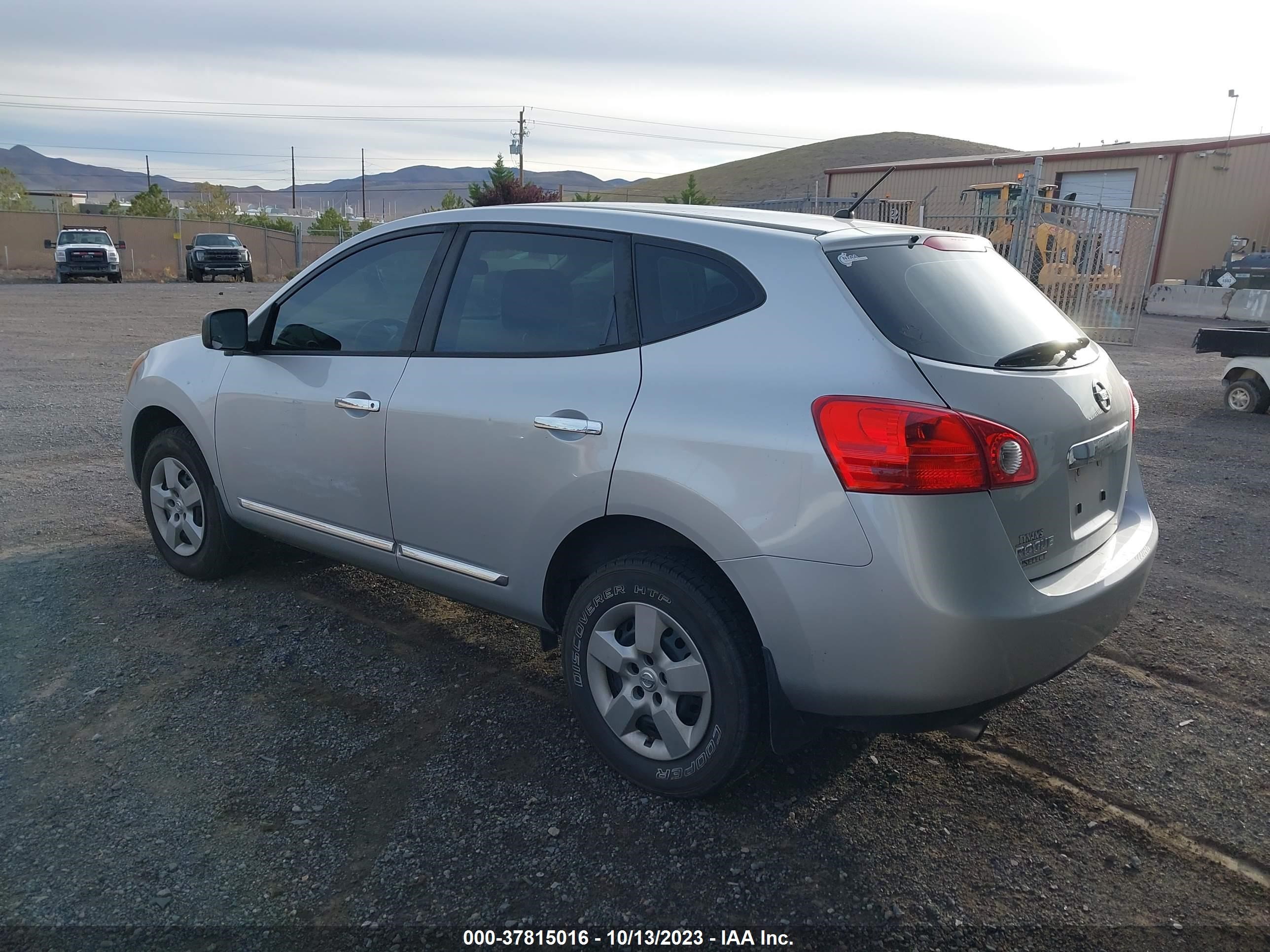 Photo 3 VIN: JN8AS5MV2FW750110 - NISSAN ROGUE 